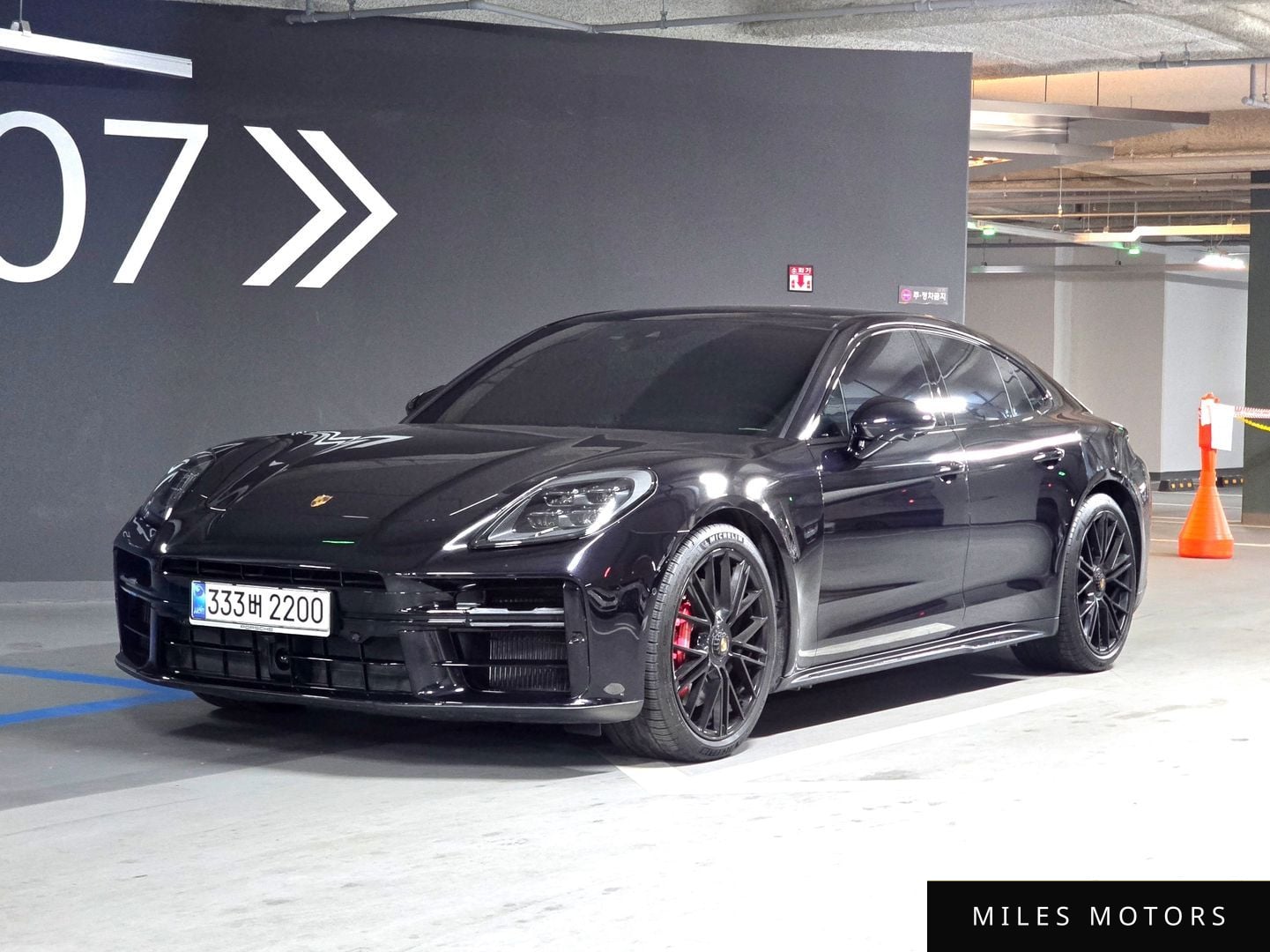 Porsche Panamera 2025