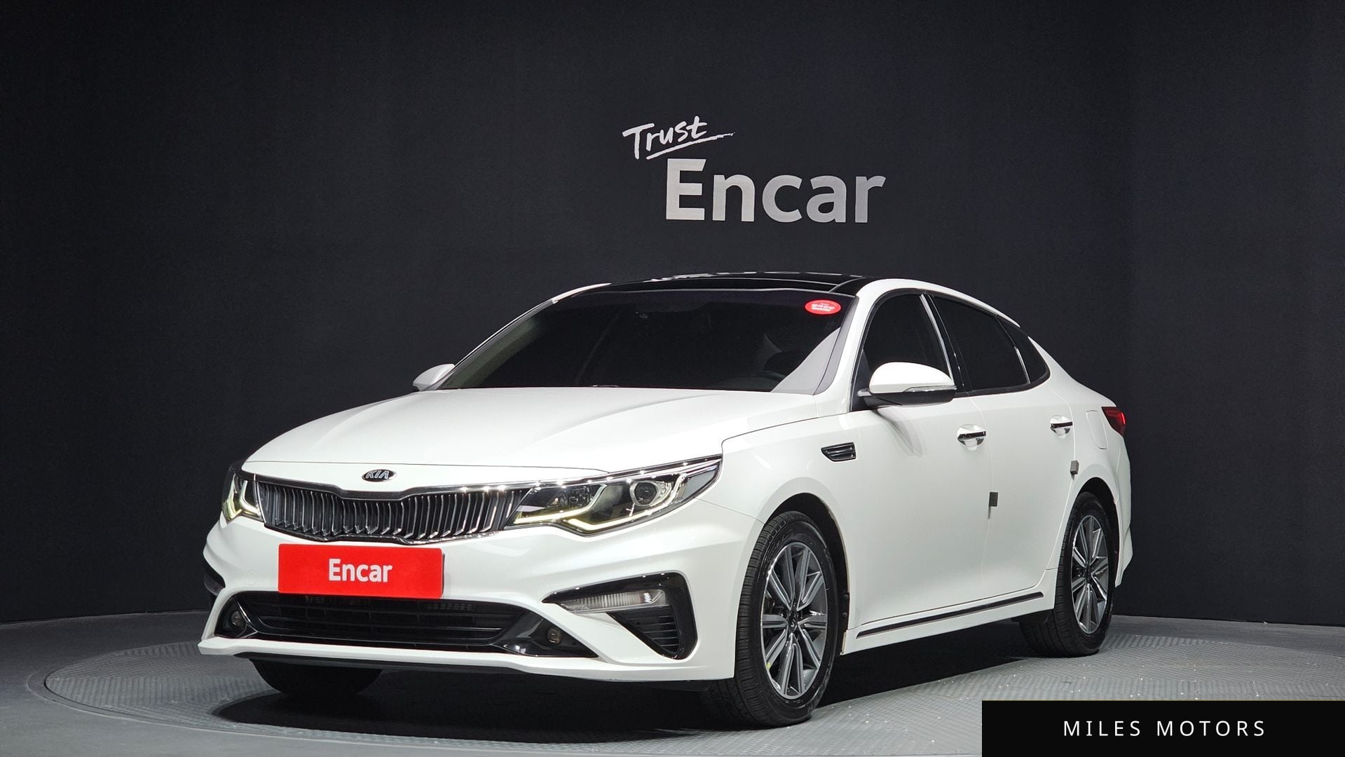 Kia K5 2019 — фото 1 из 12