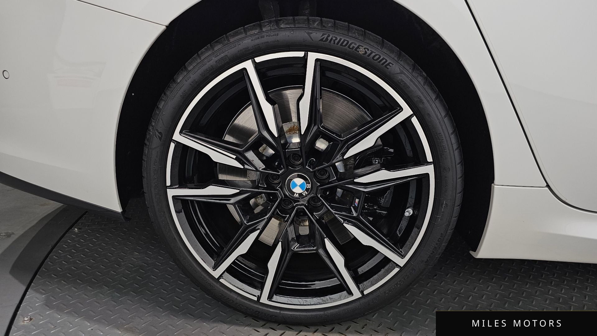 BMW 8 Series (G15) 2025 — миниатюра 6