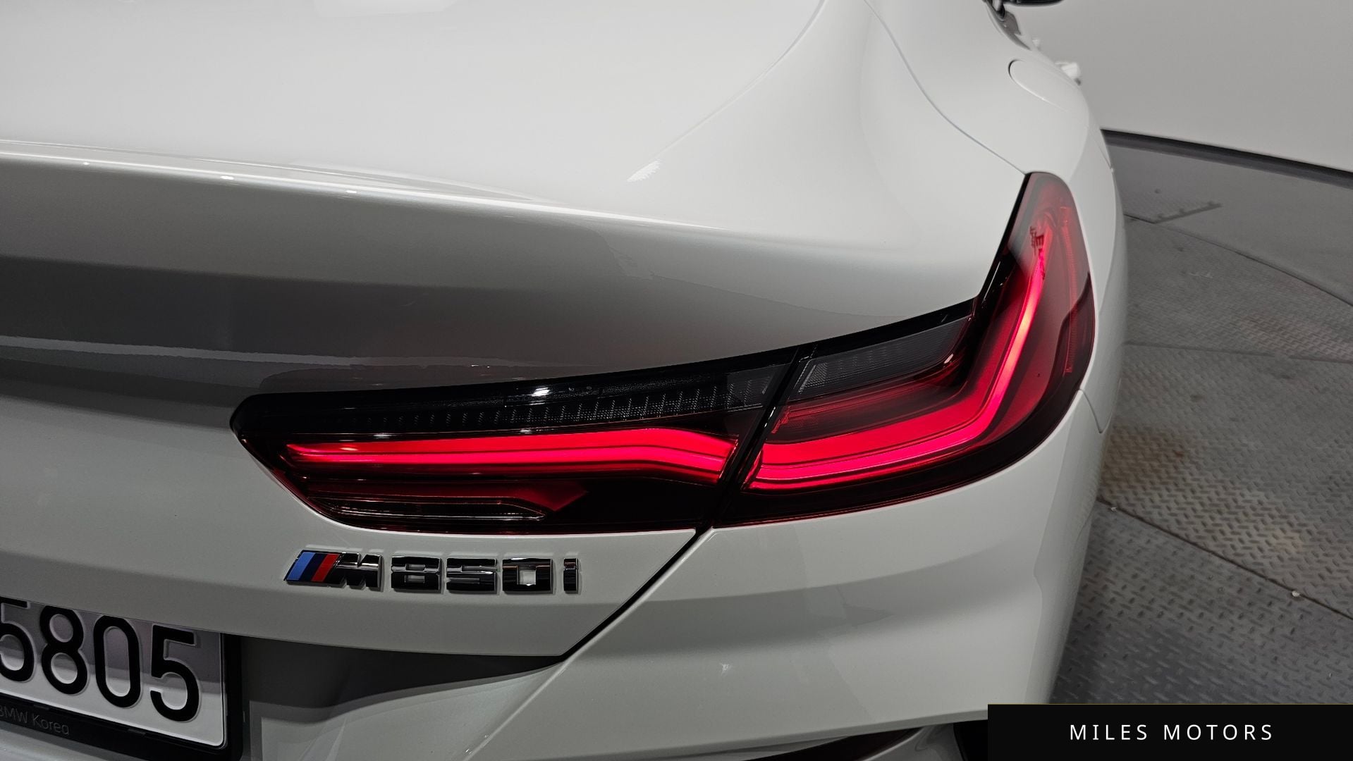 BMW 8 Series (G15) 2025 — миниатюра 8