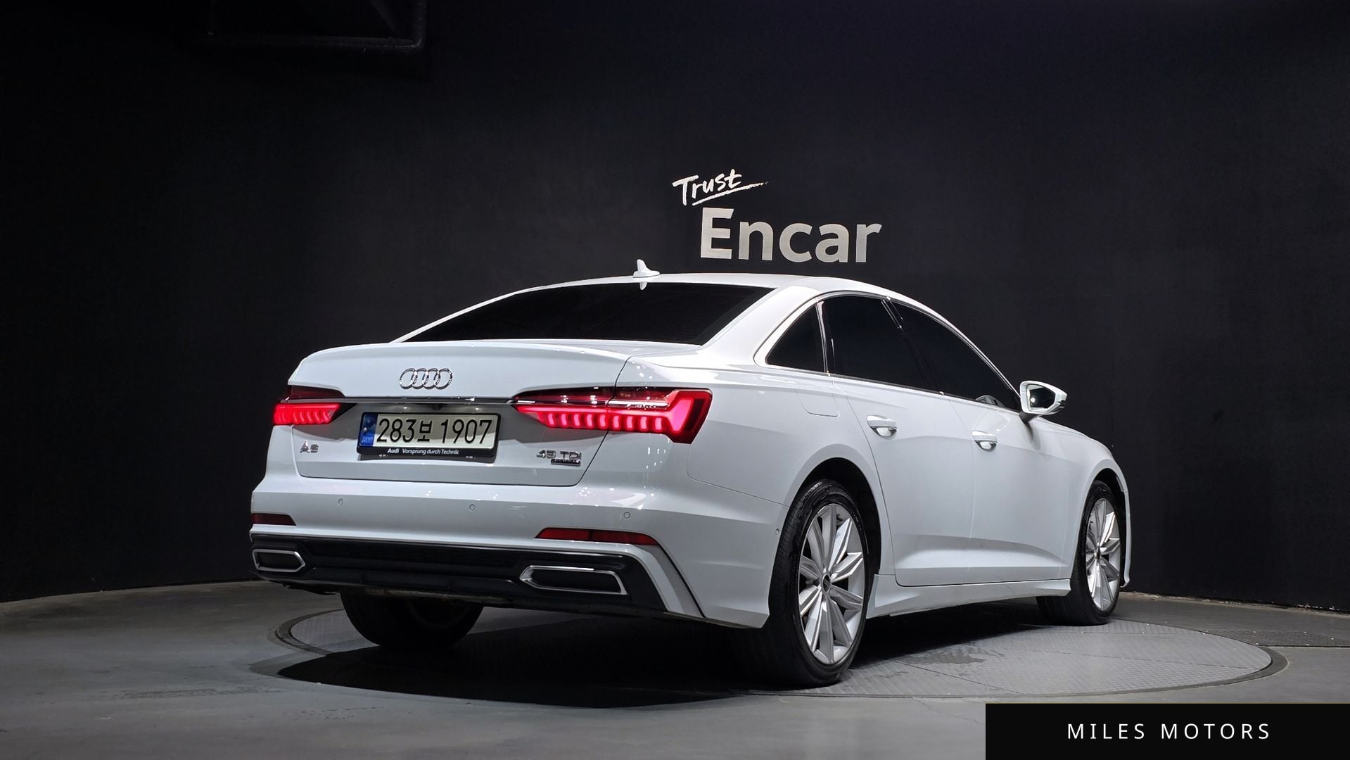 Audi A6 (C8) 2021 — миниатюра 2