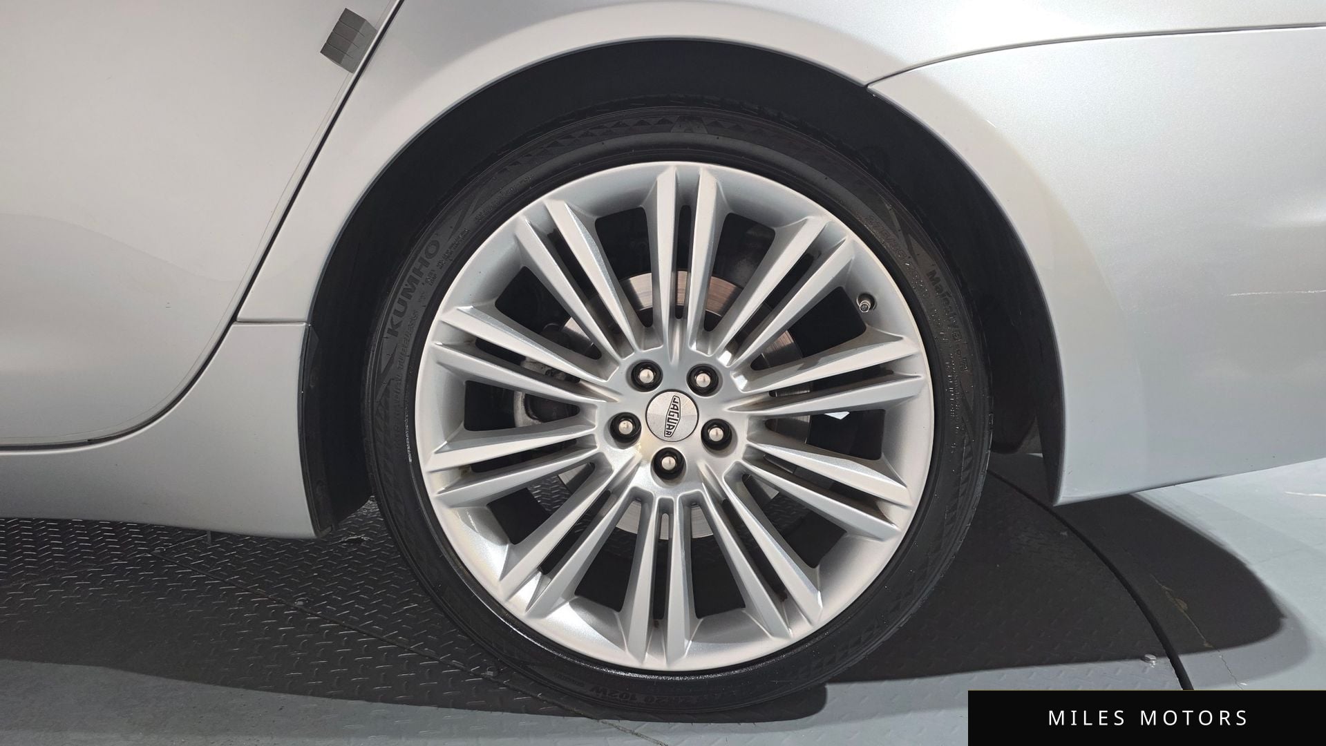 Jaguar All New XJ 2012 — миниатюра 6