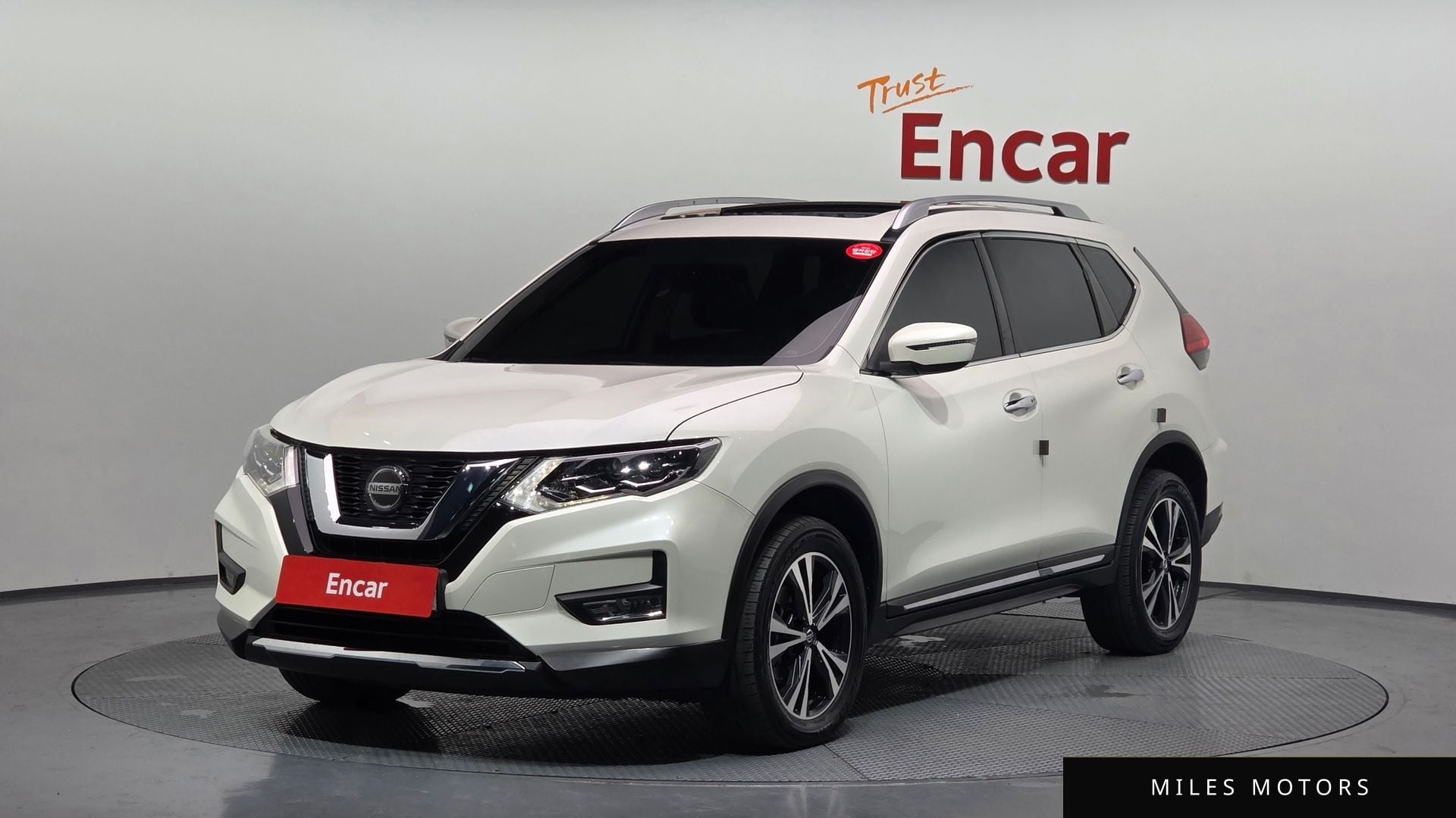 Nissan X-Trail 2018 — фото 1 из 12