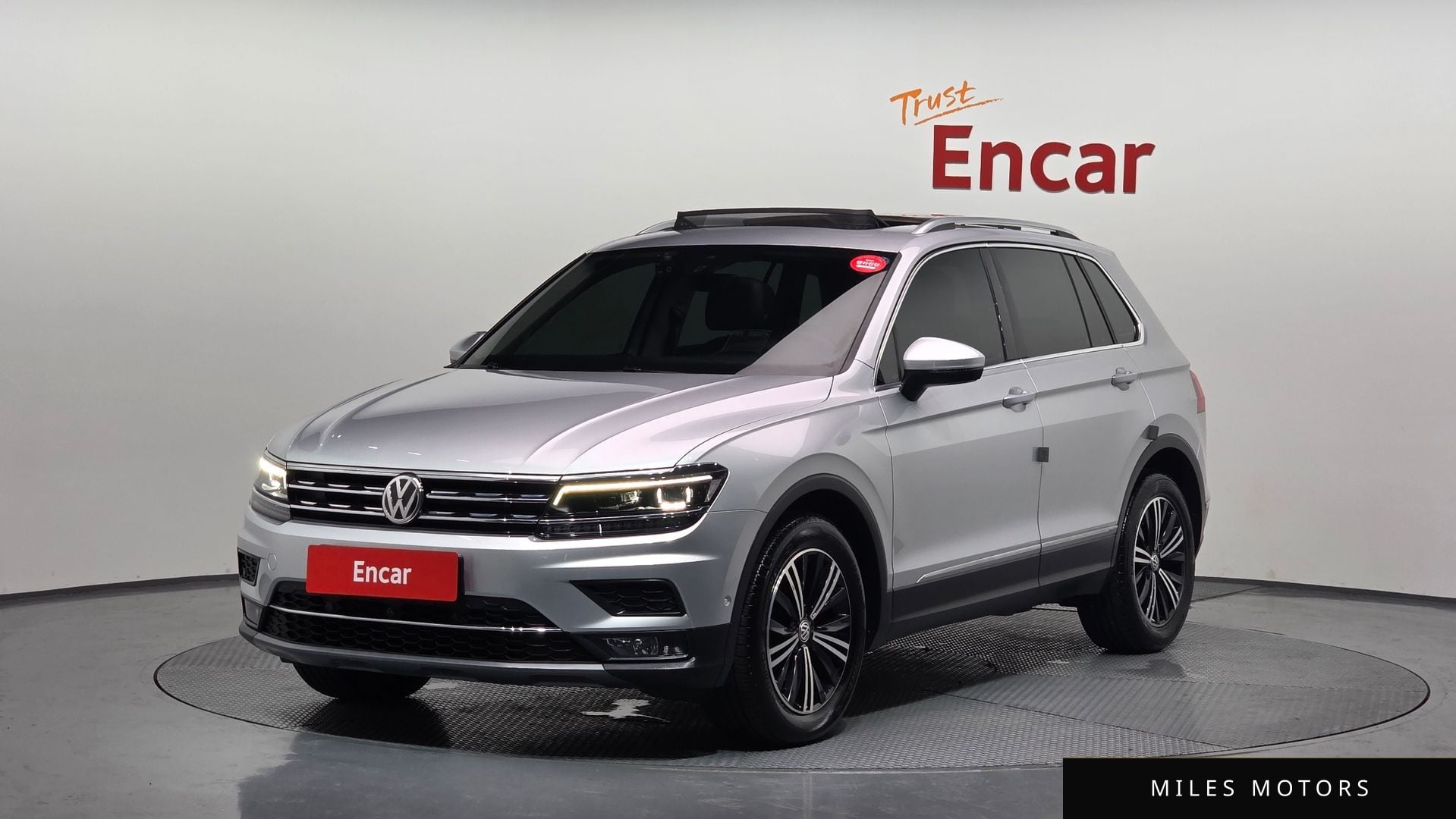 Volkswagen Tiguan 2020 — фото 1 из 12