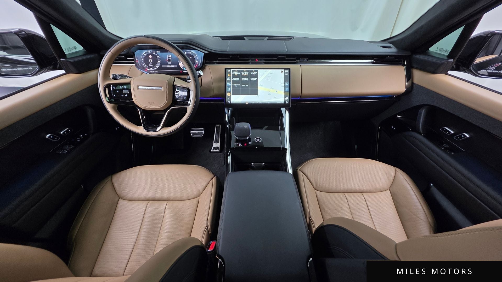 Land Rover Range Rover Sport 2025 — миниатюра 10