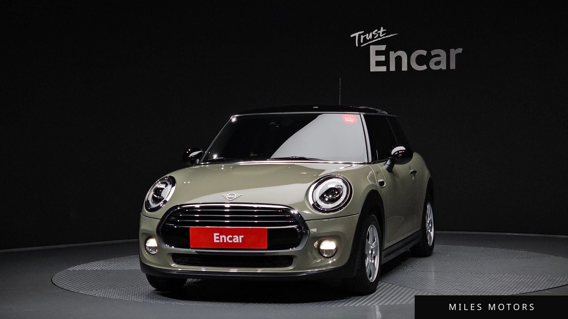 MINI Cooper 2019 — фото 1 из 12