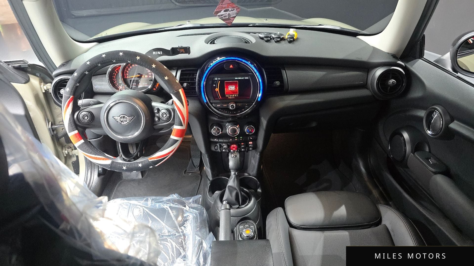MINI Cooper 2019 — миниатюра 10