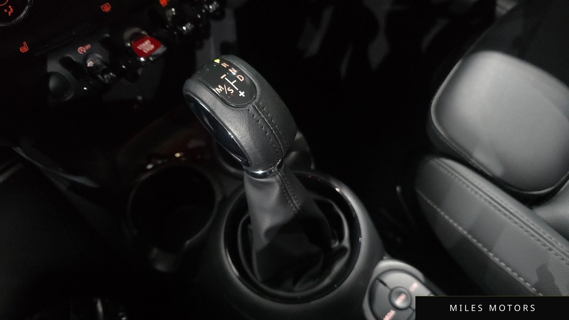 MINI Cooper 2019 — миниатюра 12