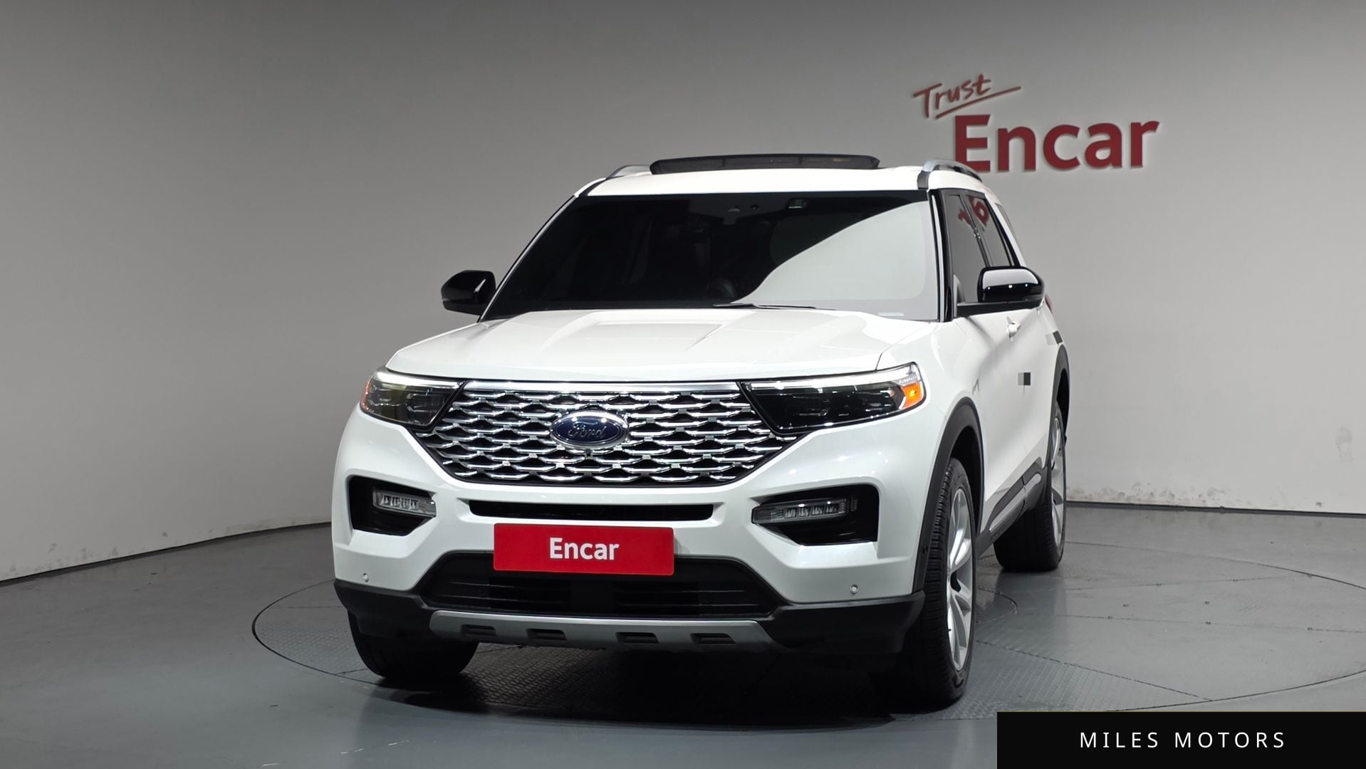 Ford Explorer 2022 — миниатюра 3
