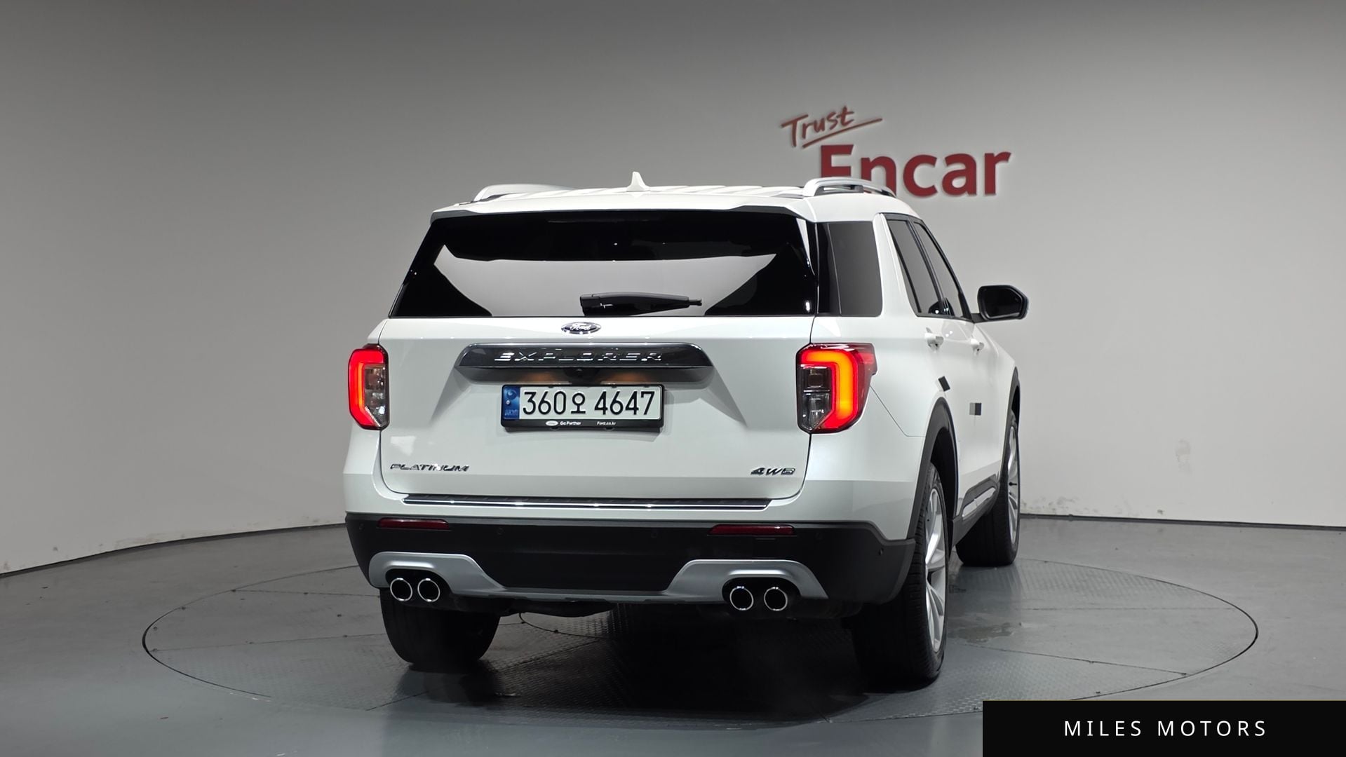 Ford Explorer 2022 — миниатюра 4