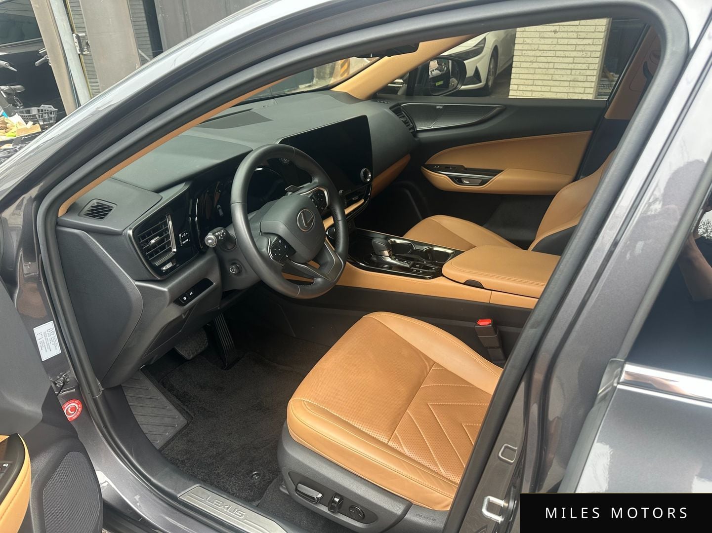 Лексус NX350h 2025 — миниатюра 8