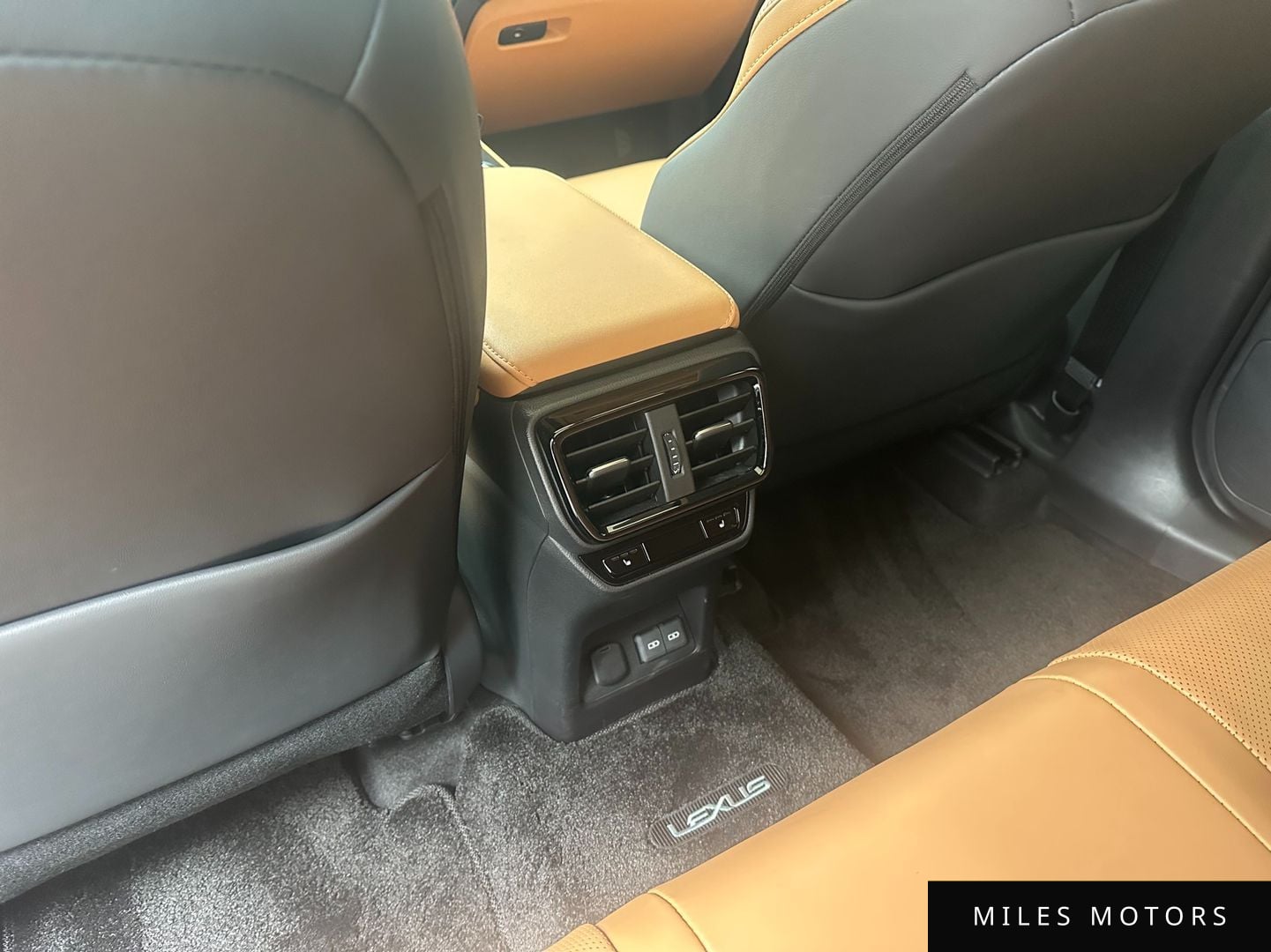 Лексус NX350h 2025 — миниатюра 12