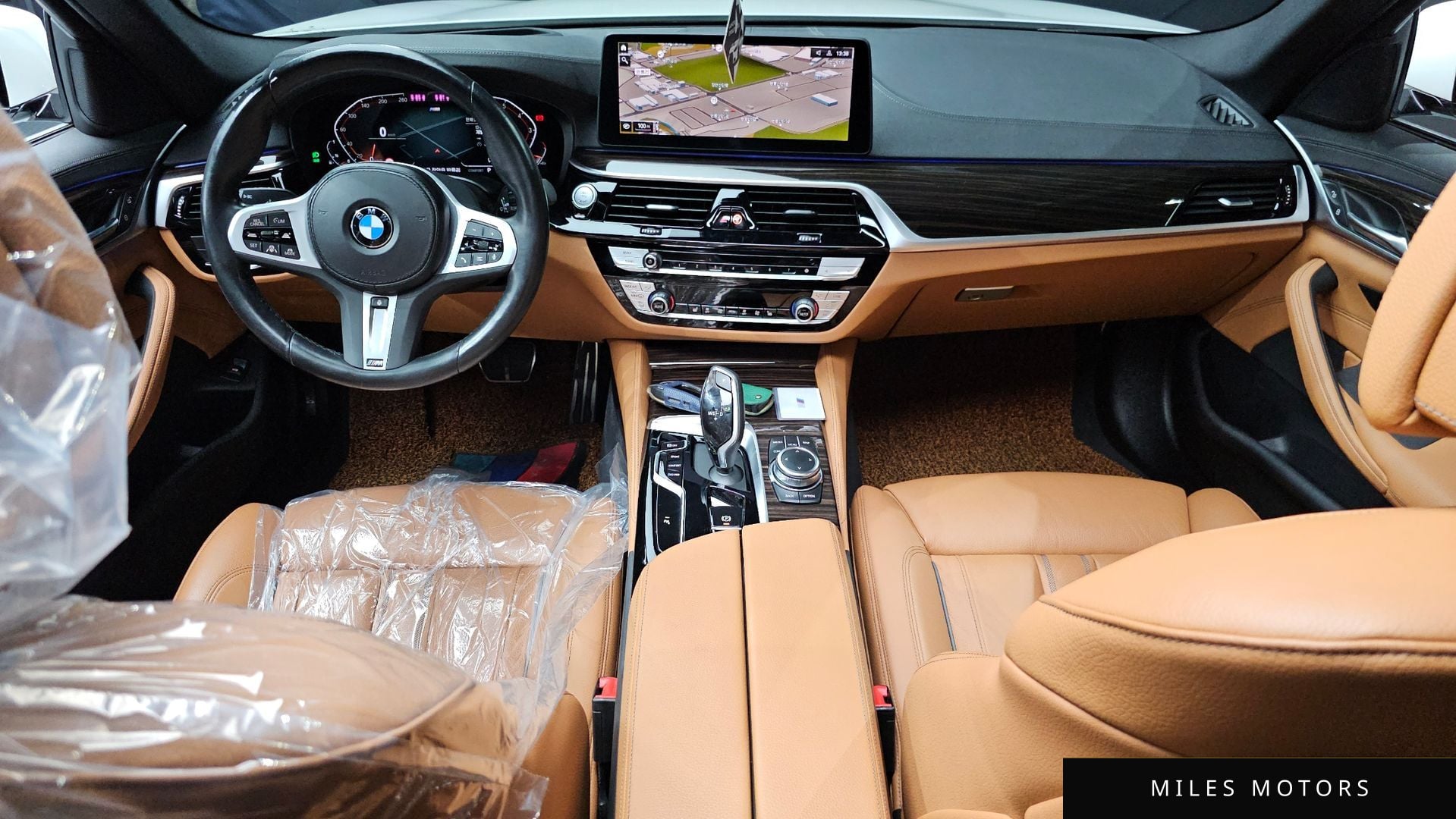 BMW 5 Series (G30) 2022 — миниатюра 10