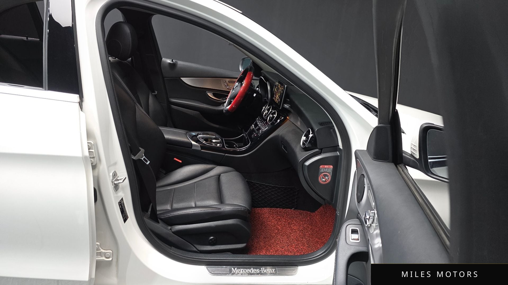 Mercedes-Benz C-Class W205 2016 — миниатюра 11