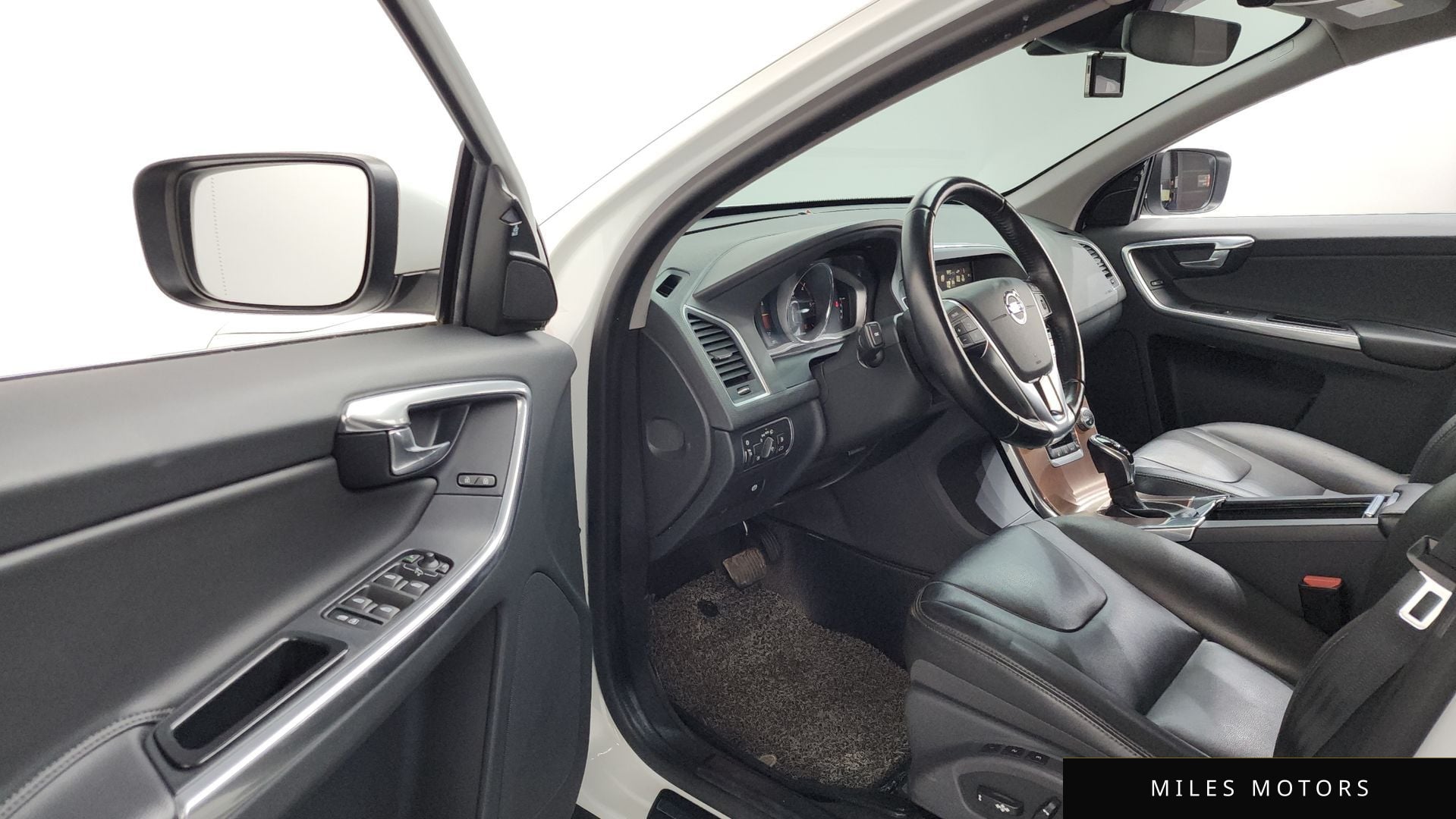 Volvo XC60 2017 — миниатюра 10