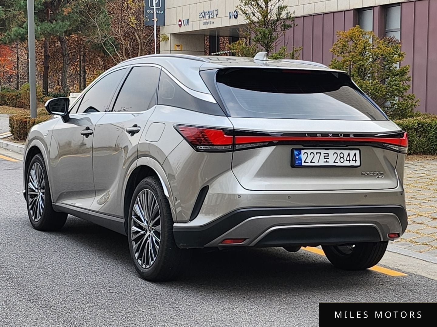 Лексус RX350h 2024 — миниатюра 4