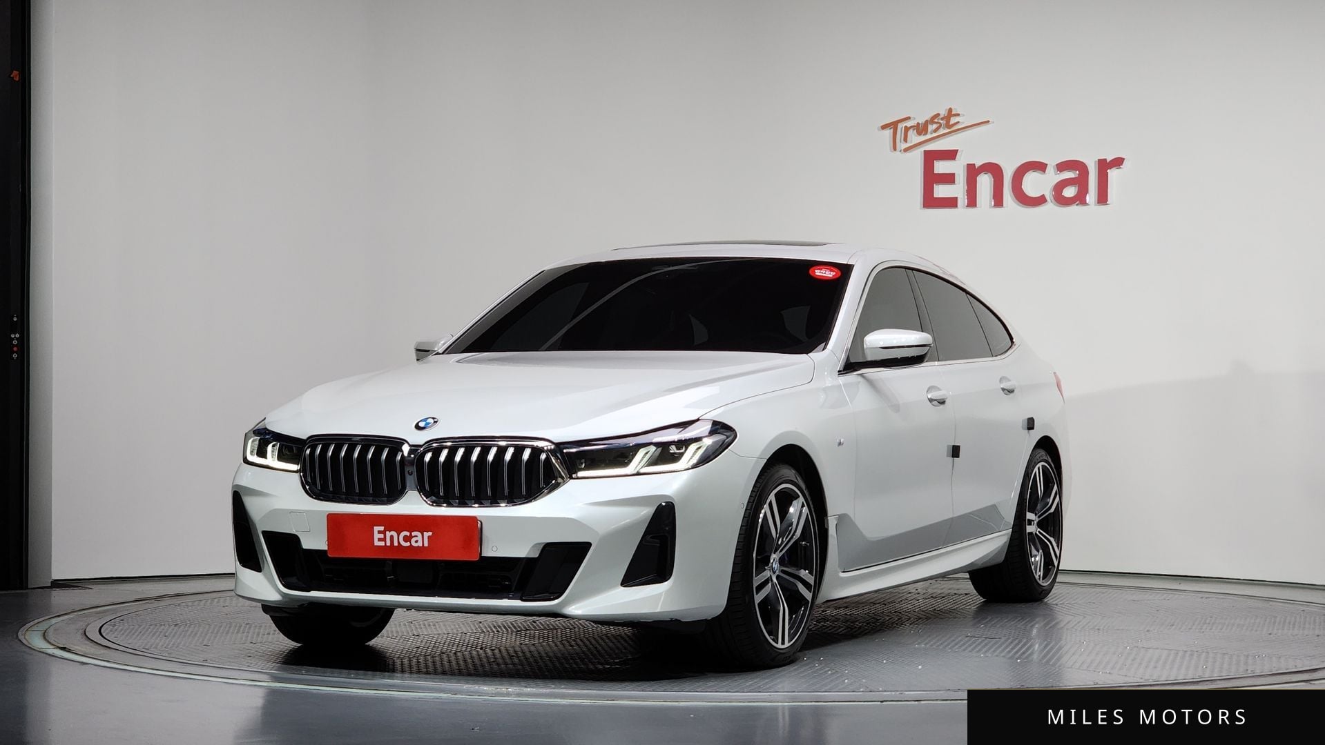 BMW 6 Series GT (G32) 2023 — фото 1 из 12