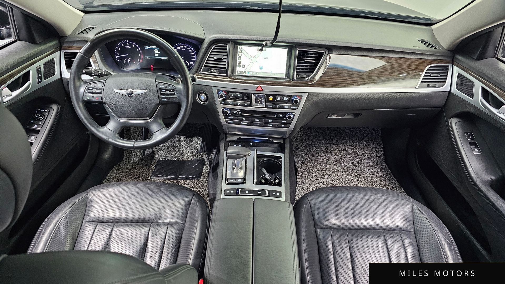 Genesis G80 2017 — миниатюра 7