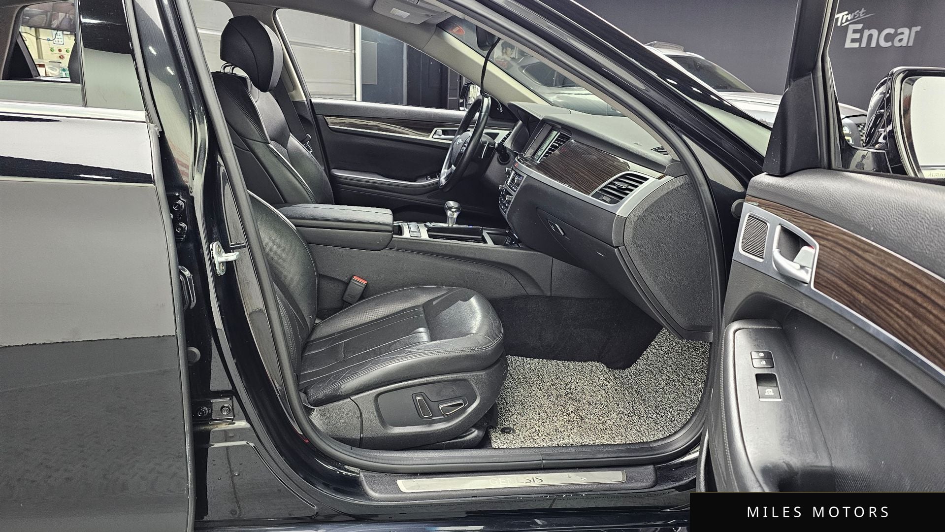 Genesis G80 2017 — миниатюра 12