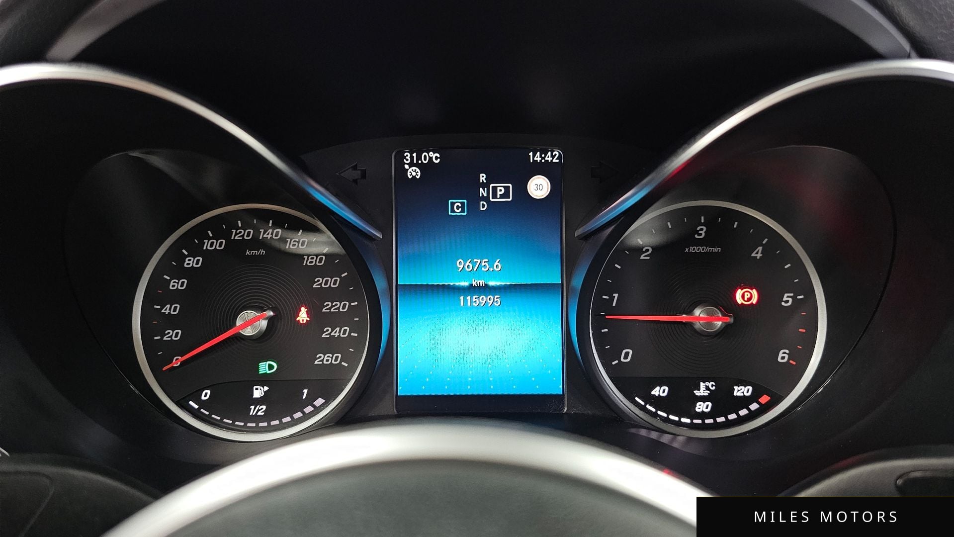 Mercedes-Benz C-Class W205 2019 — миниатюра 11