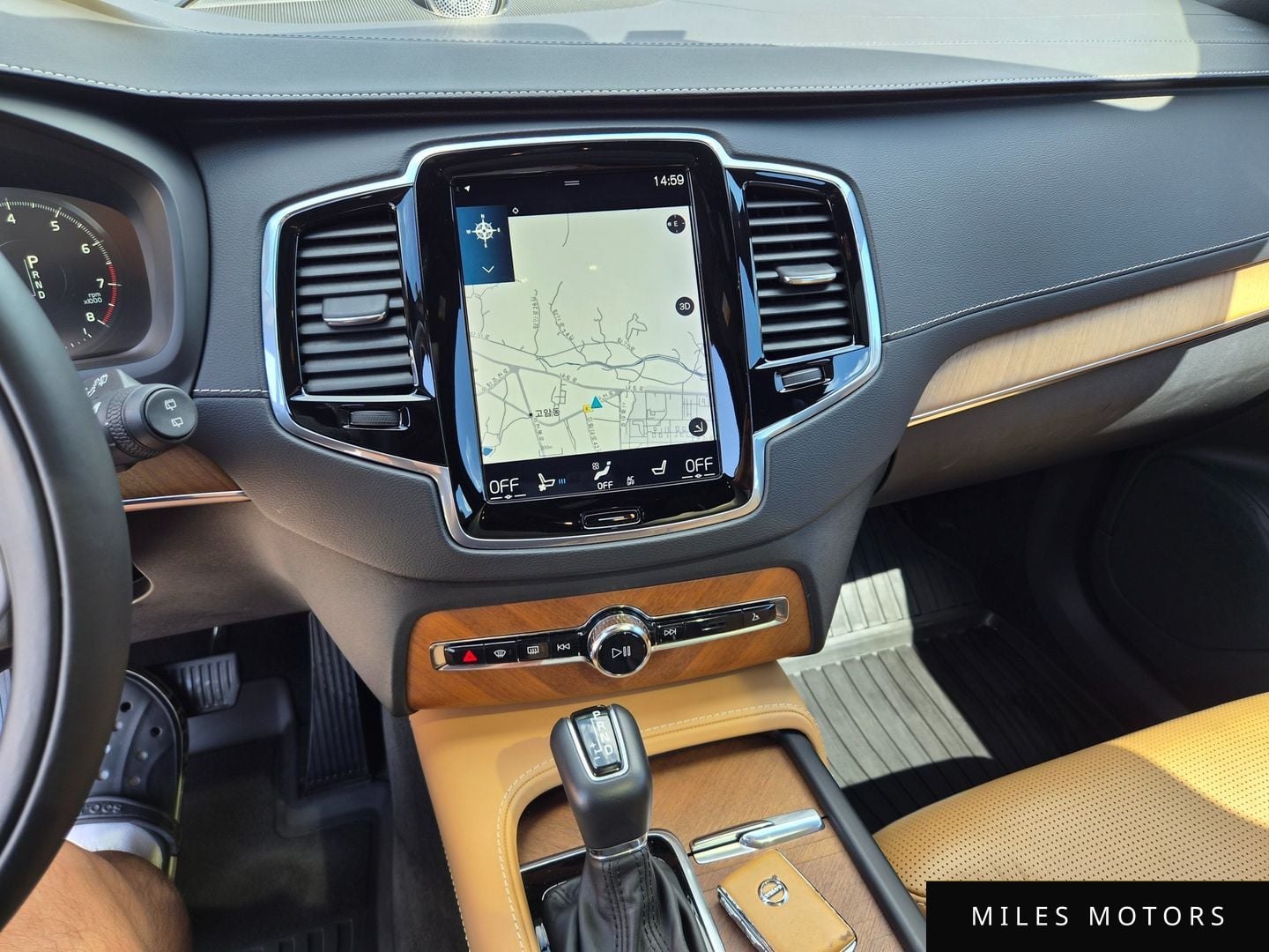 Volvo XC90 2019 — миниатюра 12
