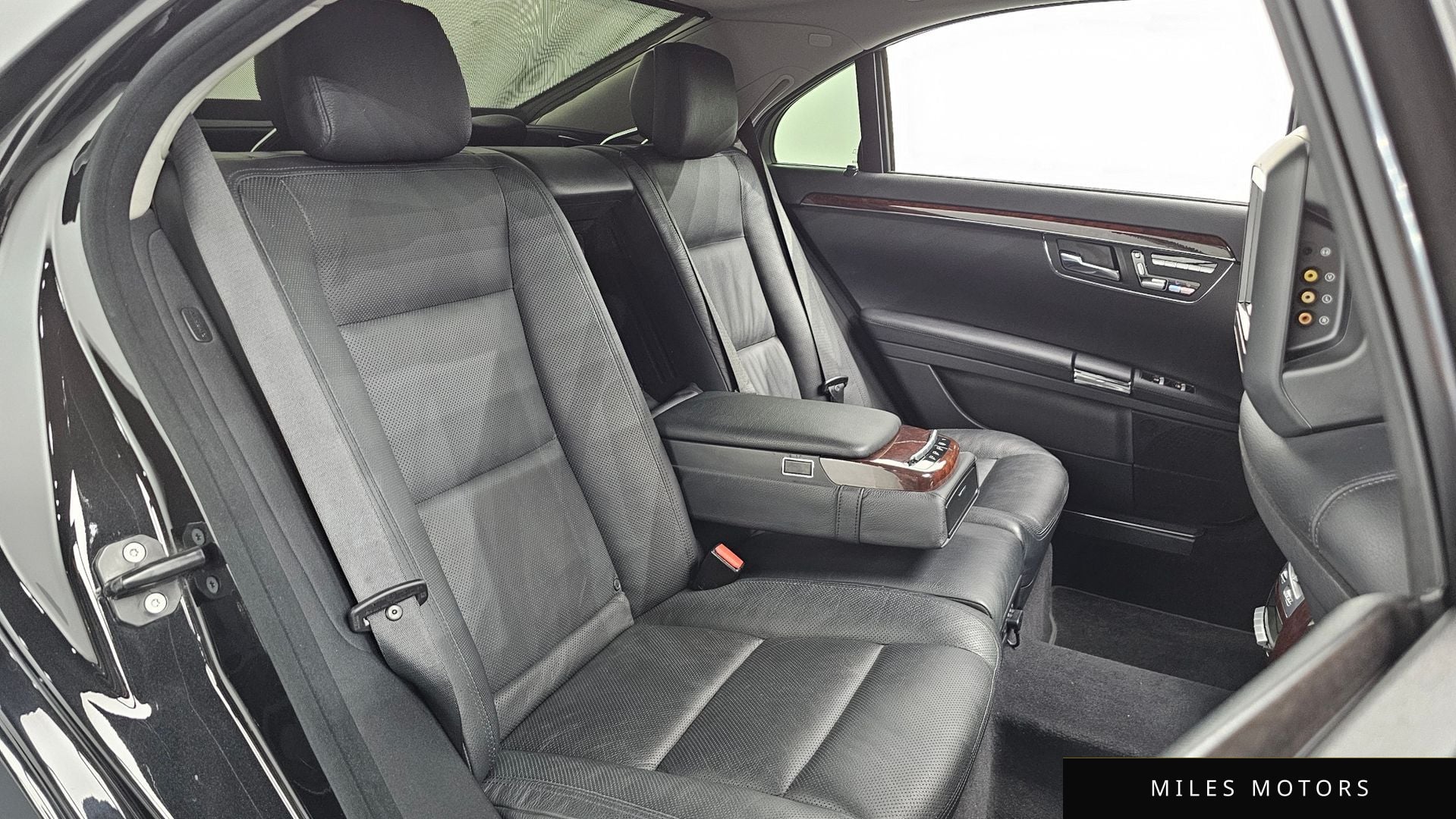 Mercedes-Benz S-Class W221 2010 — миниатюра 12
