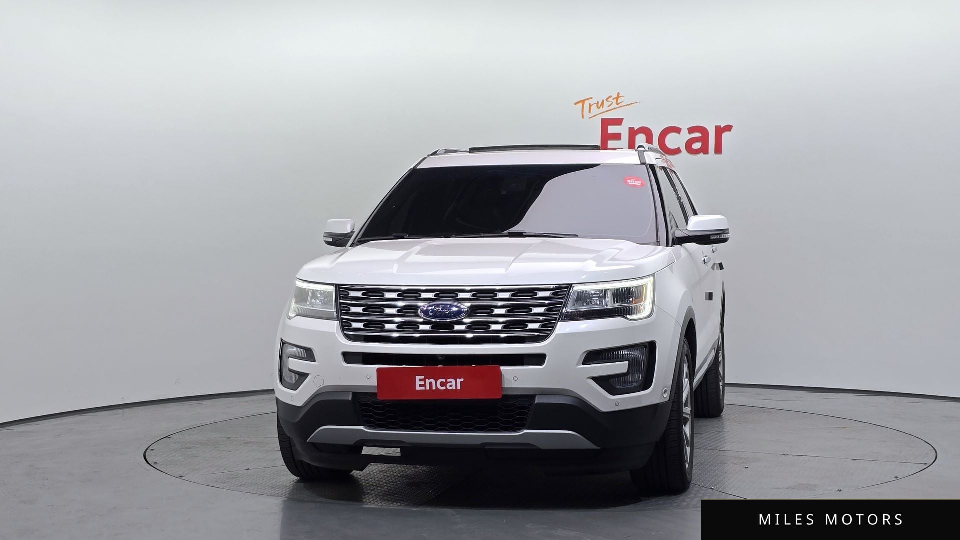 Ford Explorer 2017 — миниатюра 3