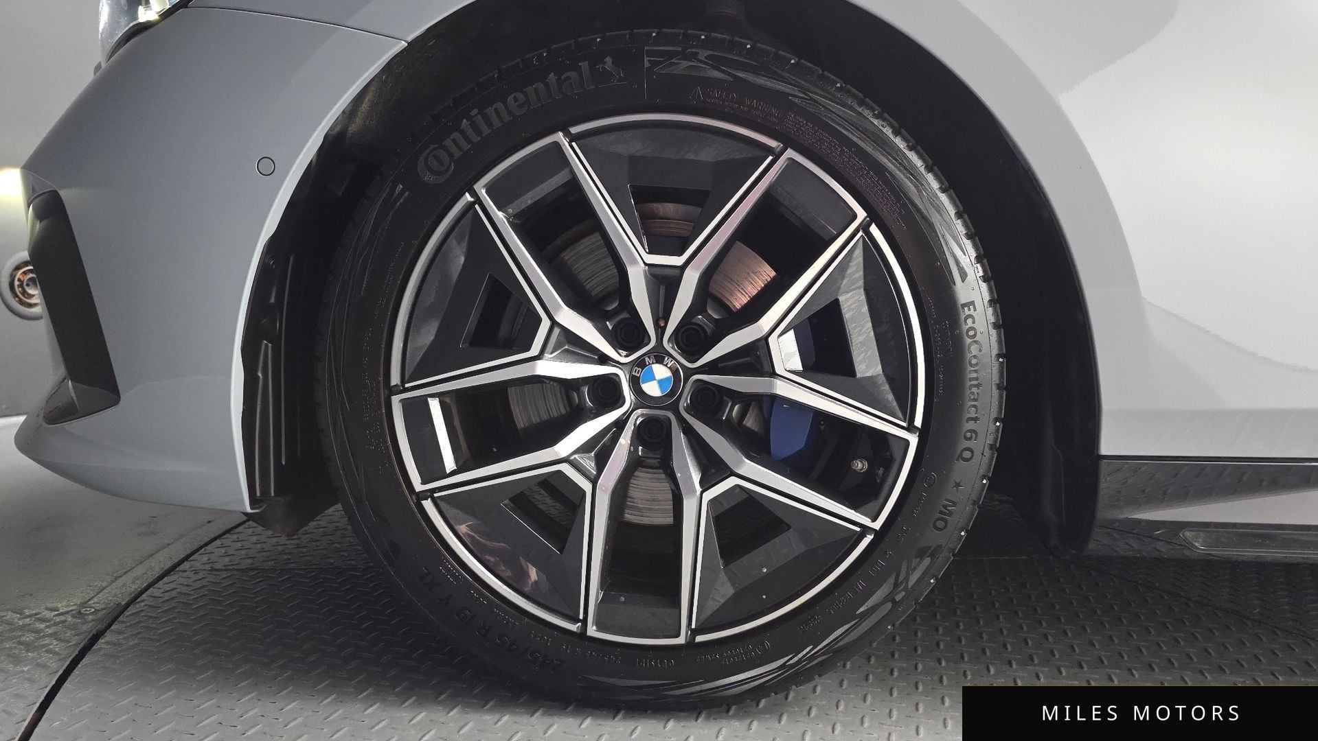 BMW 5 Series (G60) 2026 — миниатюра 5