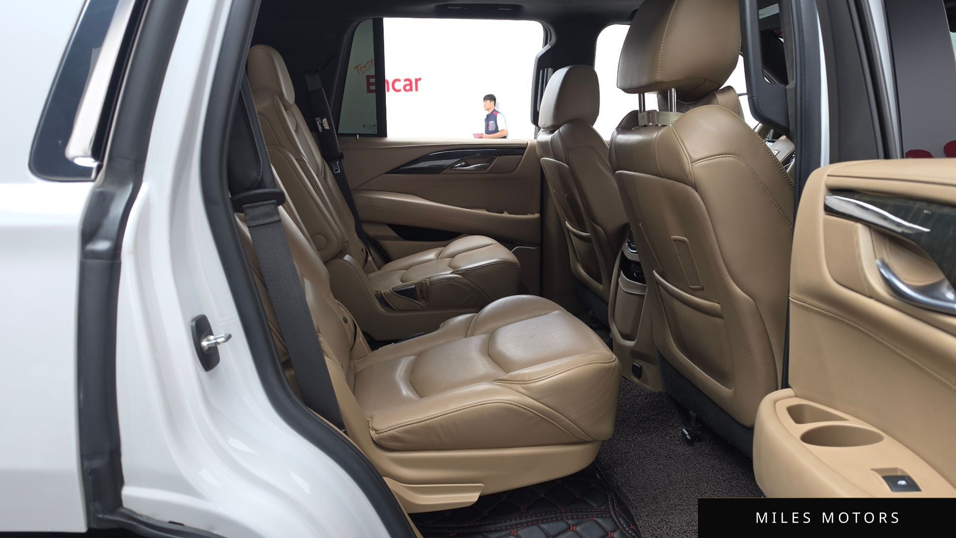 Cadillac Escalade 2020 — миниатюра 11