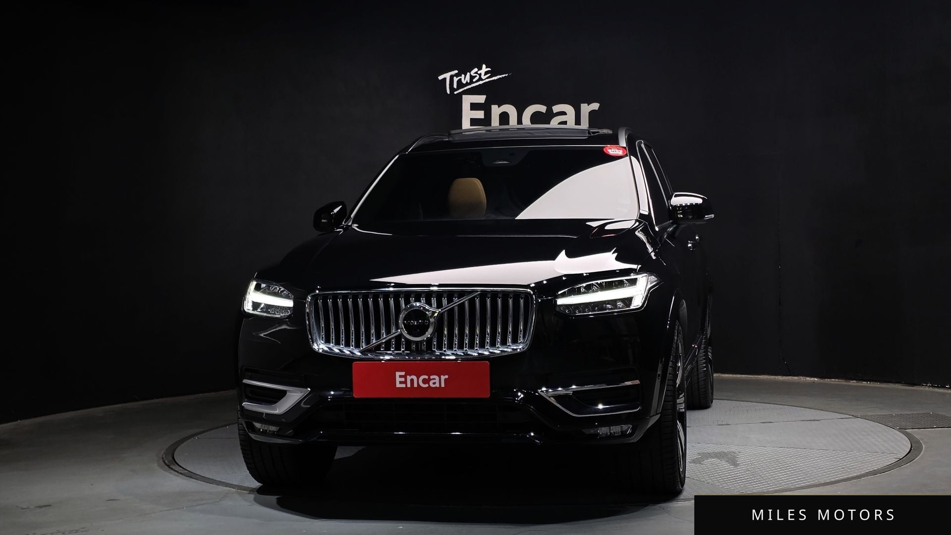 Volvo XC90 2023 — миниатюра 3