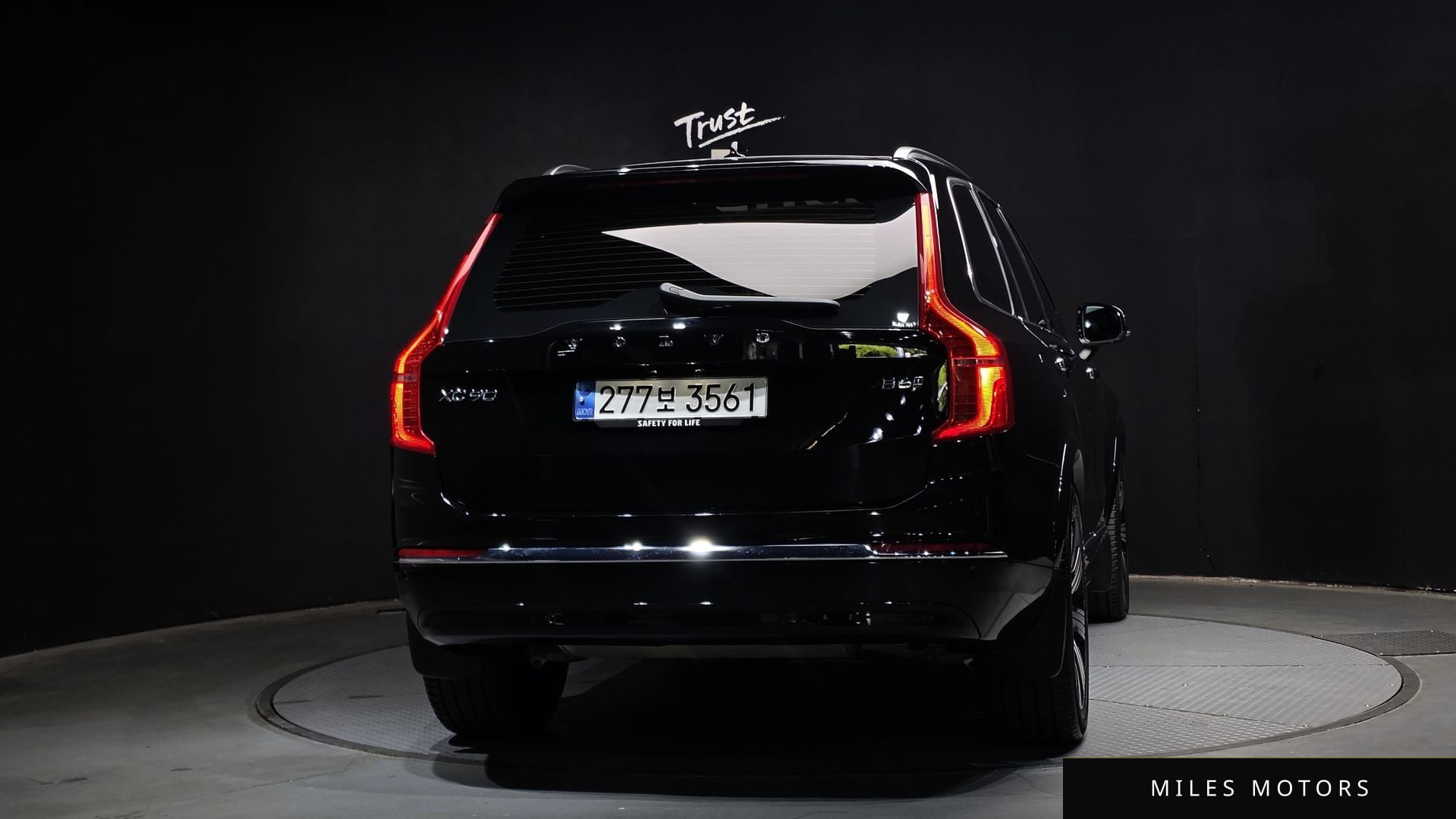 Volvo XC90 2023 — миниатюра 4