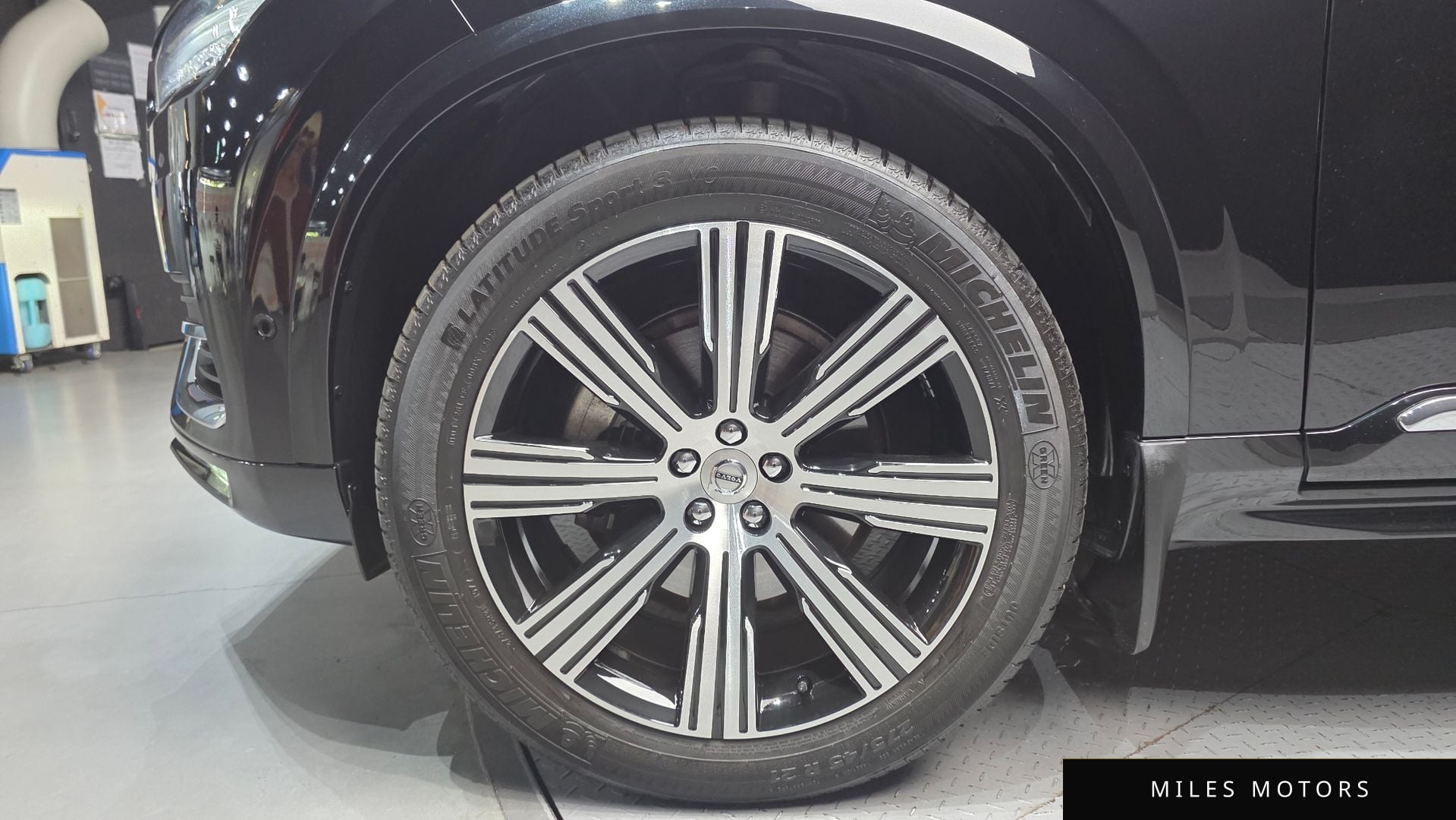 Volvo XC90 2023 — миниатюра 5