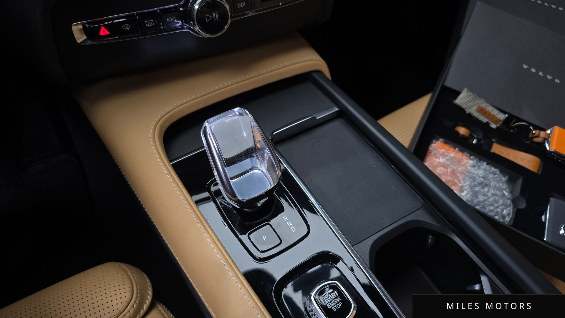 Volvo XC90 2023 — миниатюра 12