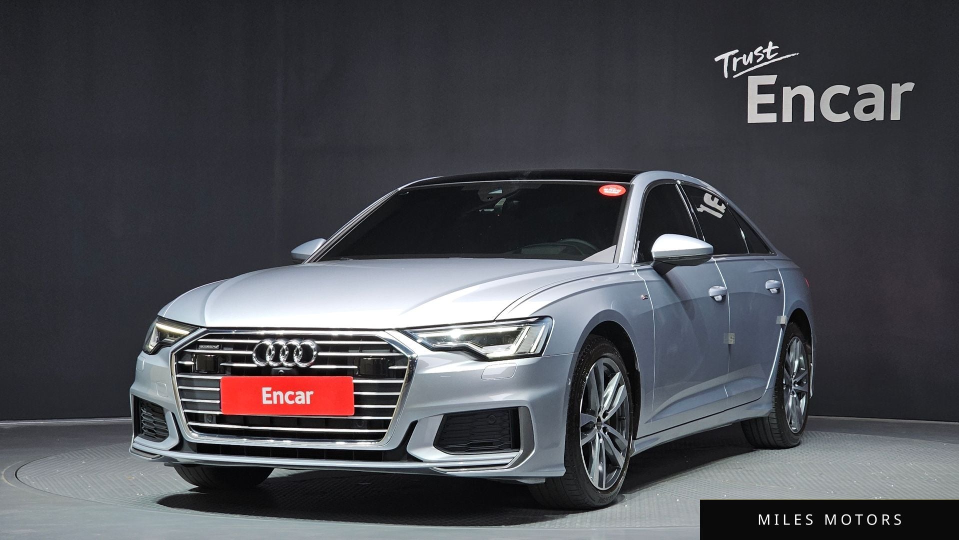 Audi A6 (C8) 2022 — фото 1 из 12