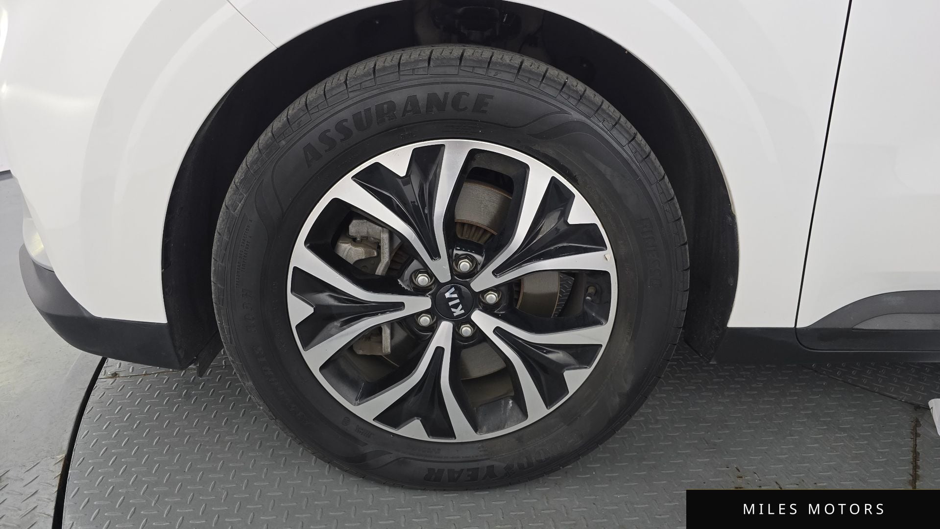 Kia Carnival 2021 — миниатюра 5