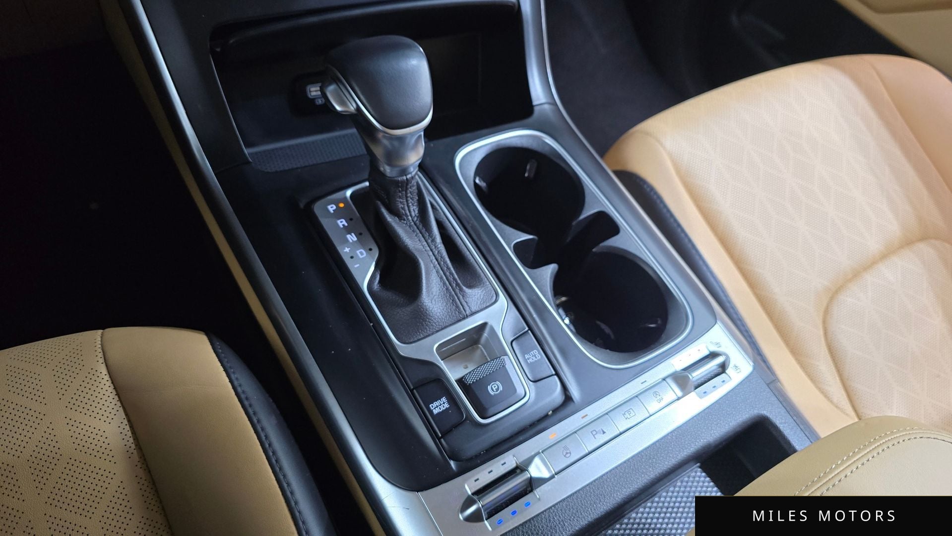 Kia Carnival 2021 — миниатюра 12