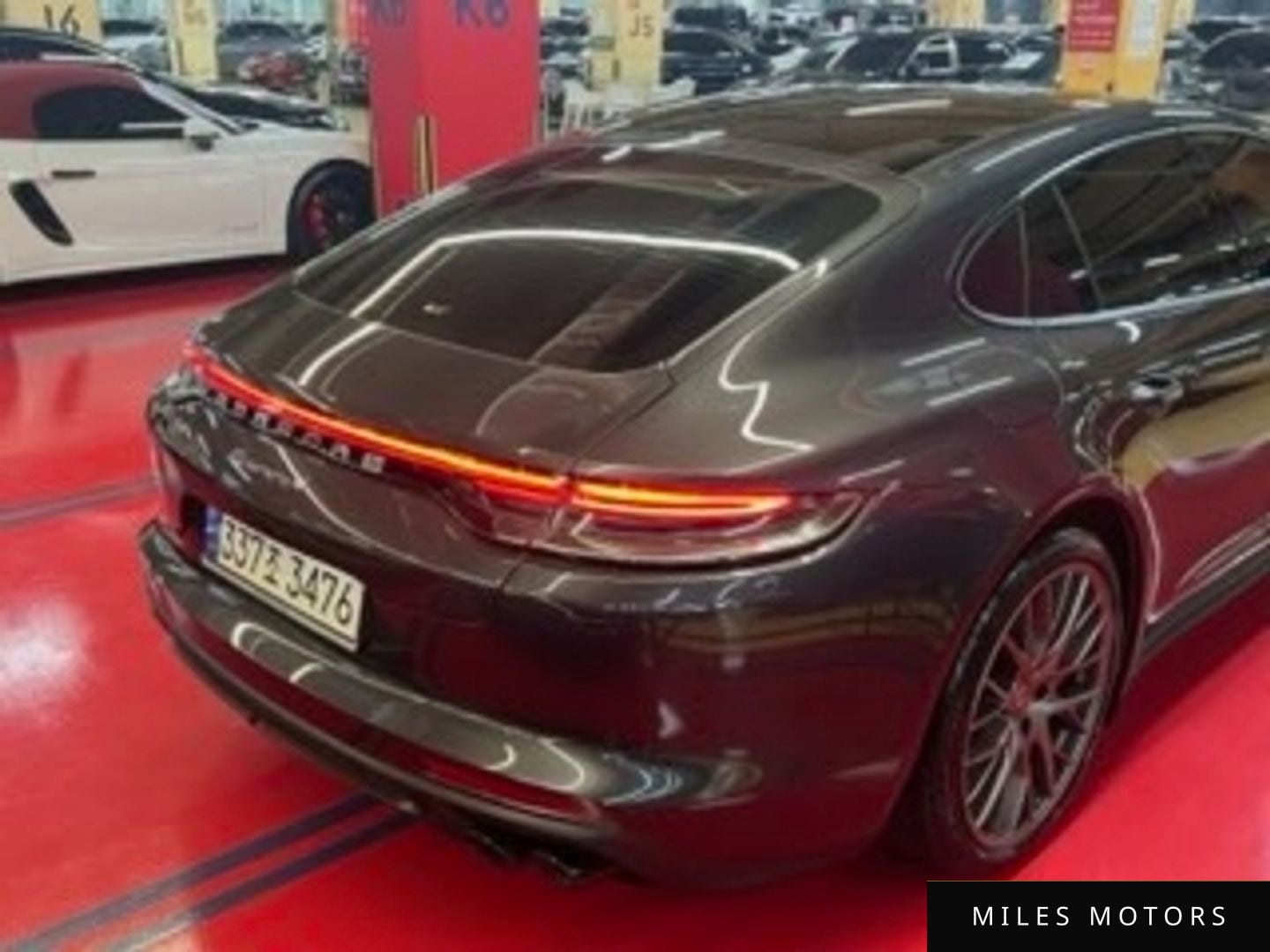 Porsche Panamera 2021 — миниатюра 3