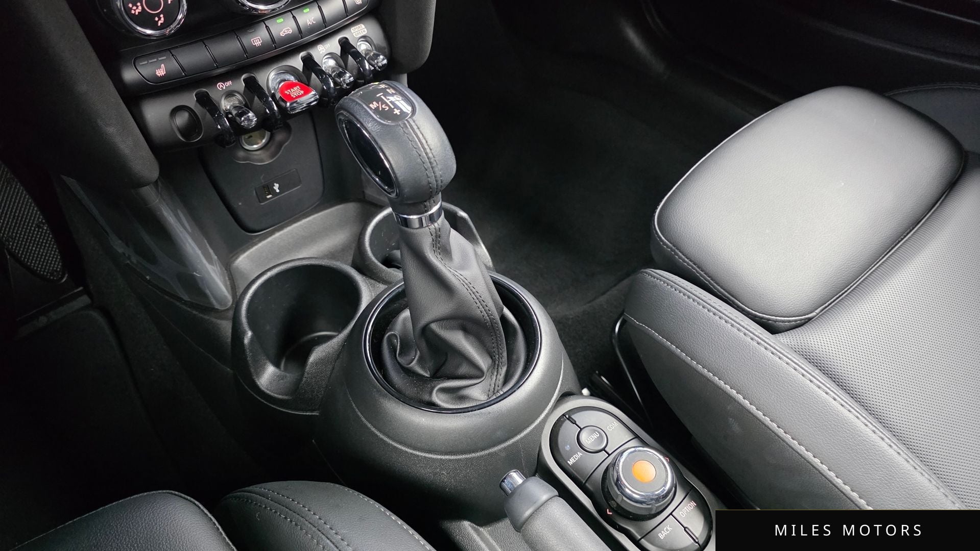 MINI Cooper 2019 — миниатюра 12