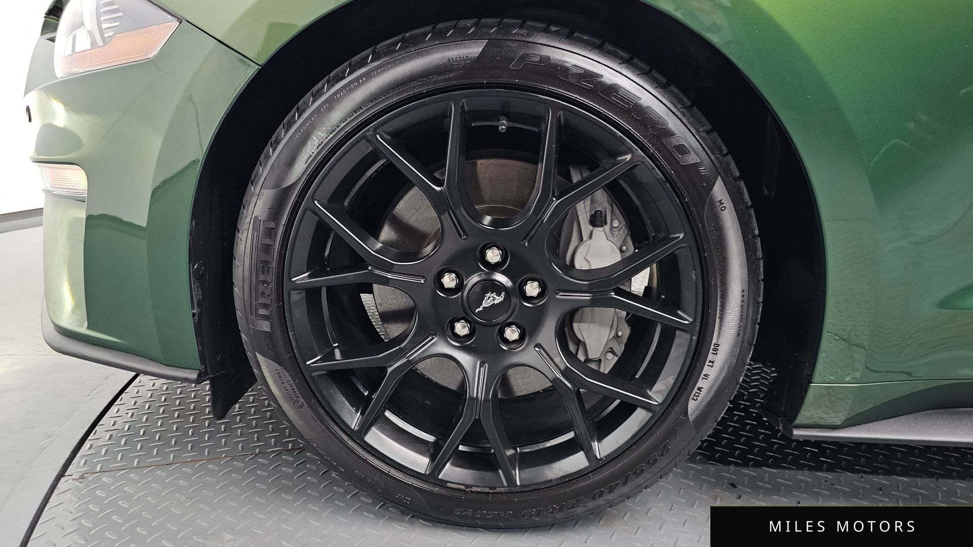 Ford Mustang 2022 — миниатюра 4