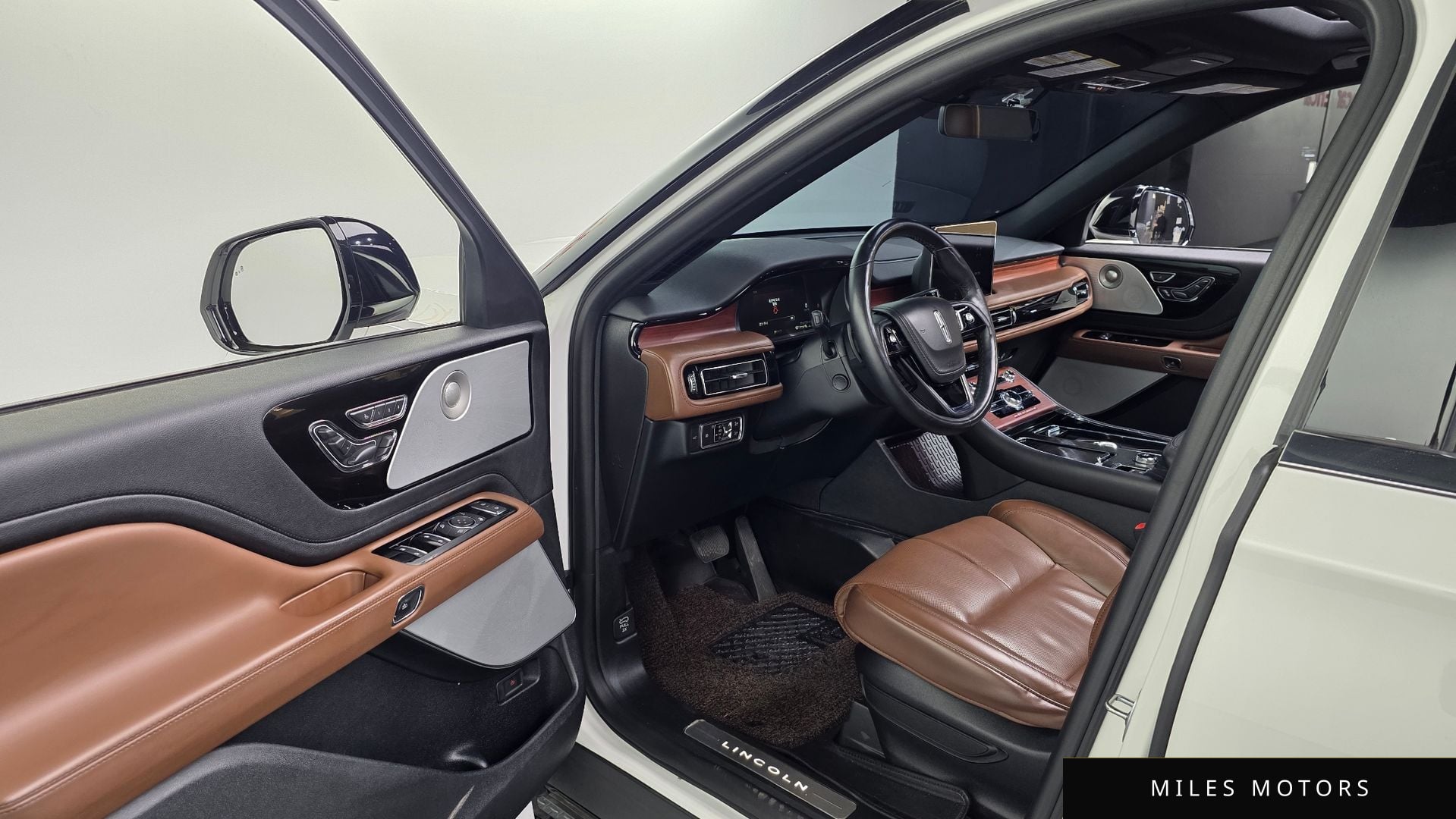Lincoln Aviator 2020 — миниатюра 12