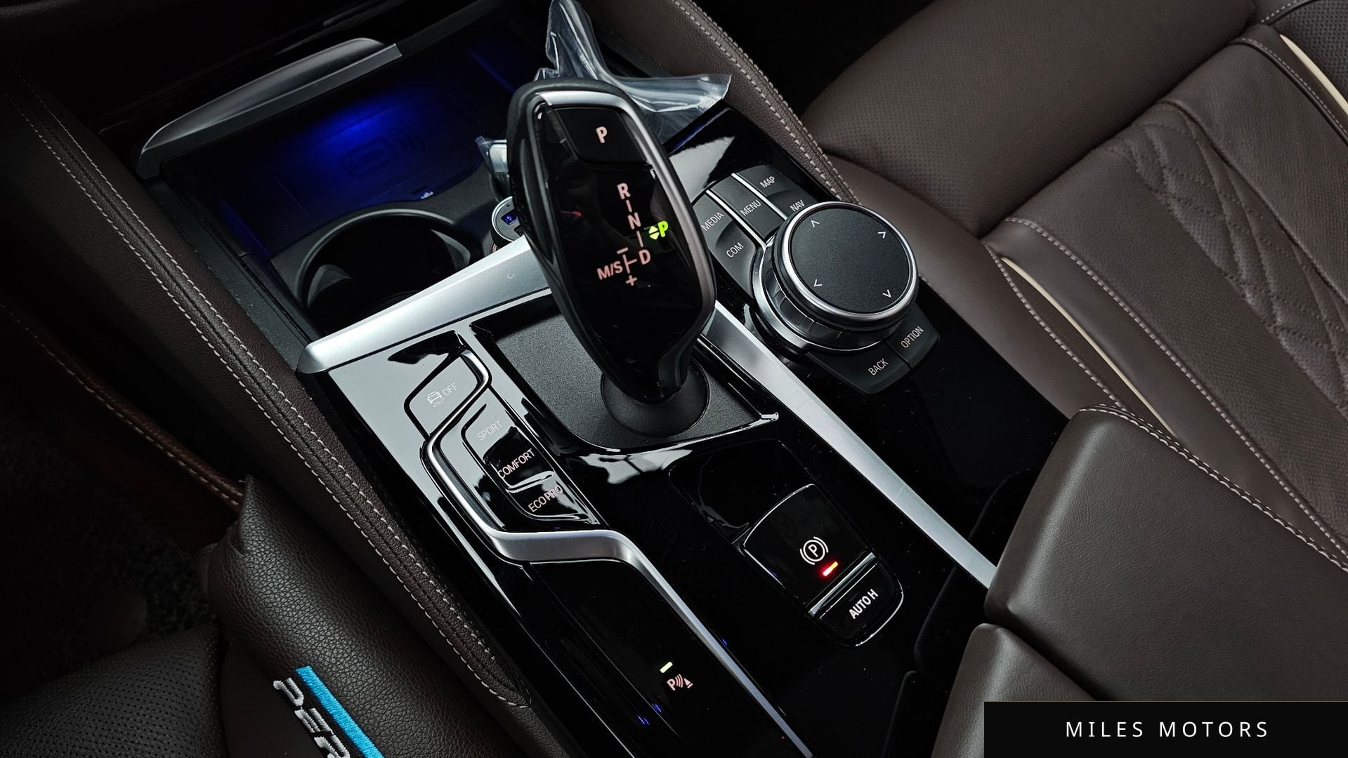 BMW 5 Series (G30) 2023 — миниатюра 12