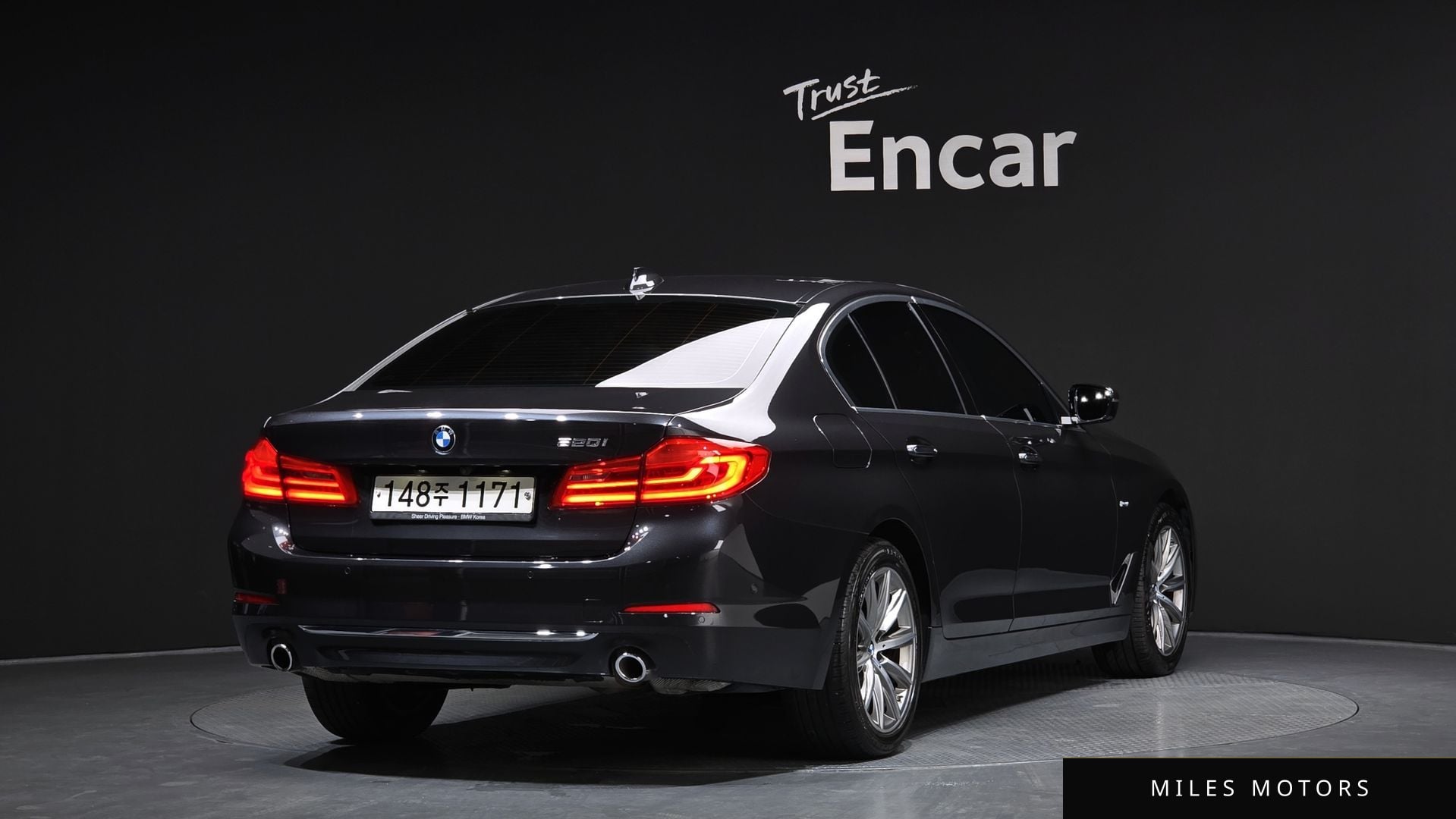 BMW 5 Series (G30) 2018 — миниатюра 2