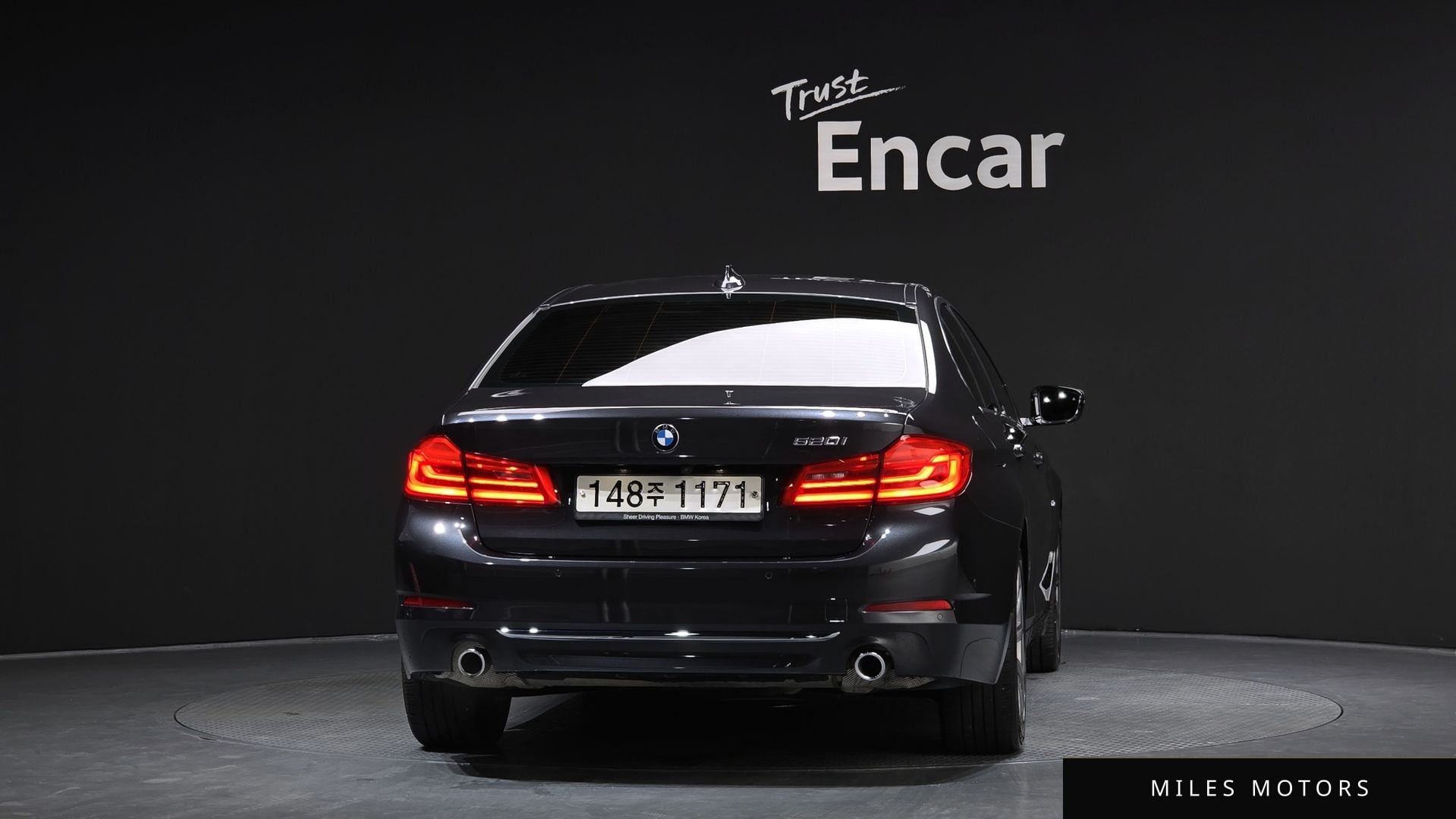BMW 5 Series (G30) 2018 — миниатюра 4