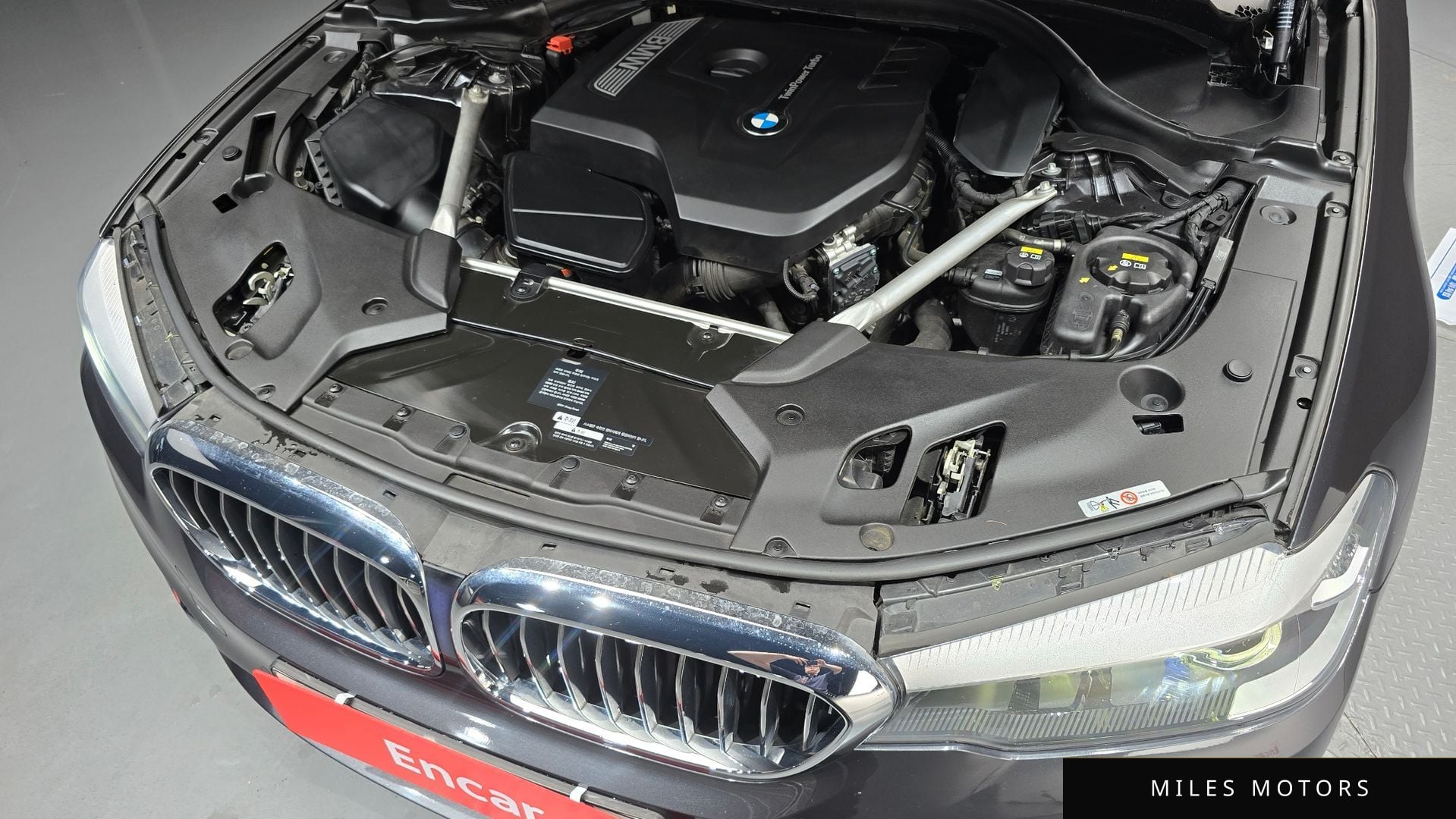 BMW 5 Series (G30) 2018 — миниатюра 6