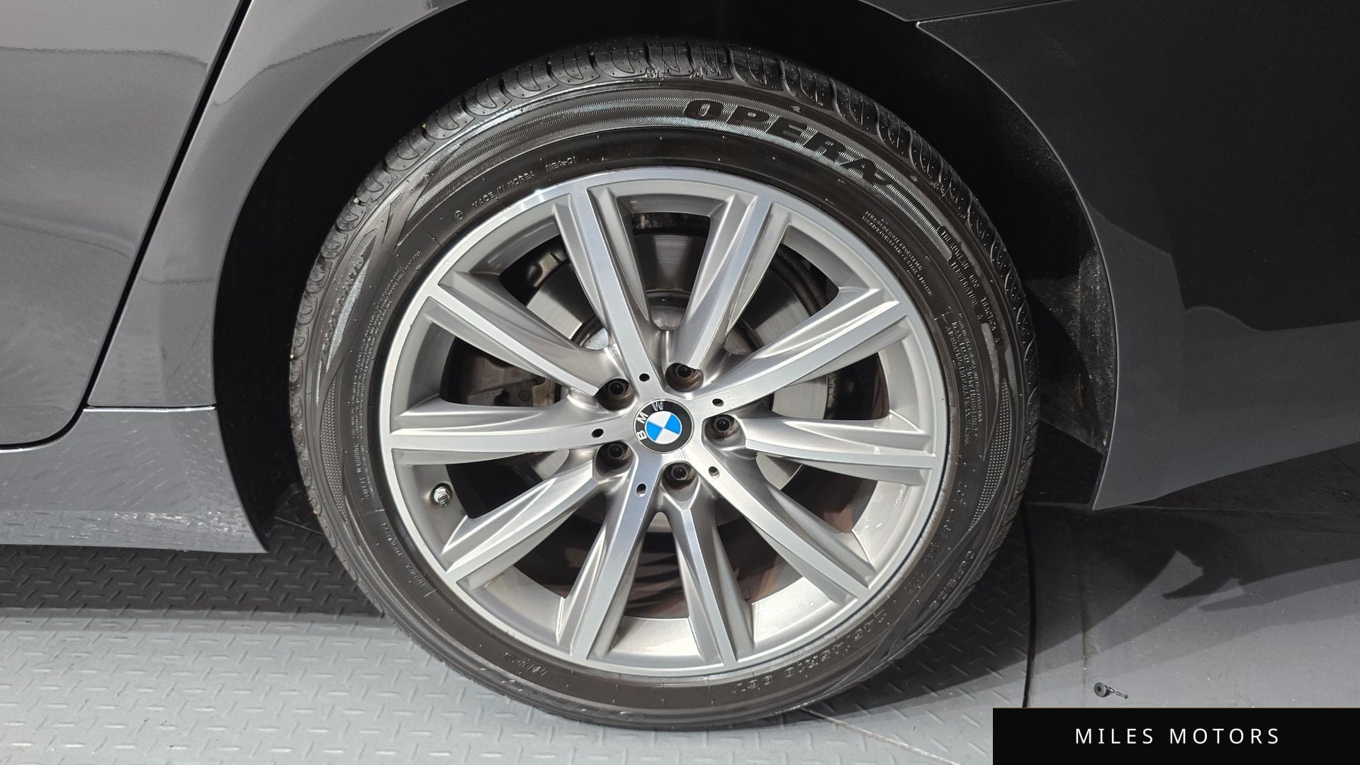 BMW 5 Series (G30) 2018 — миниатюра 7