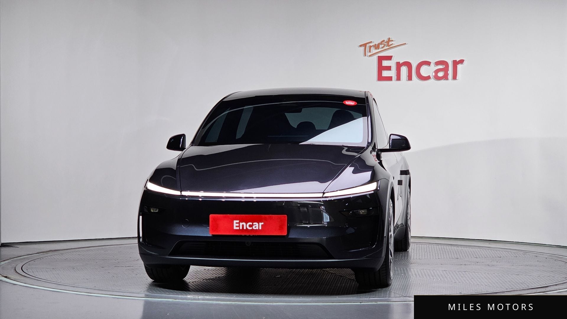 Tesla Model Y 2026 — миниатюра 3