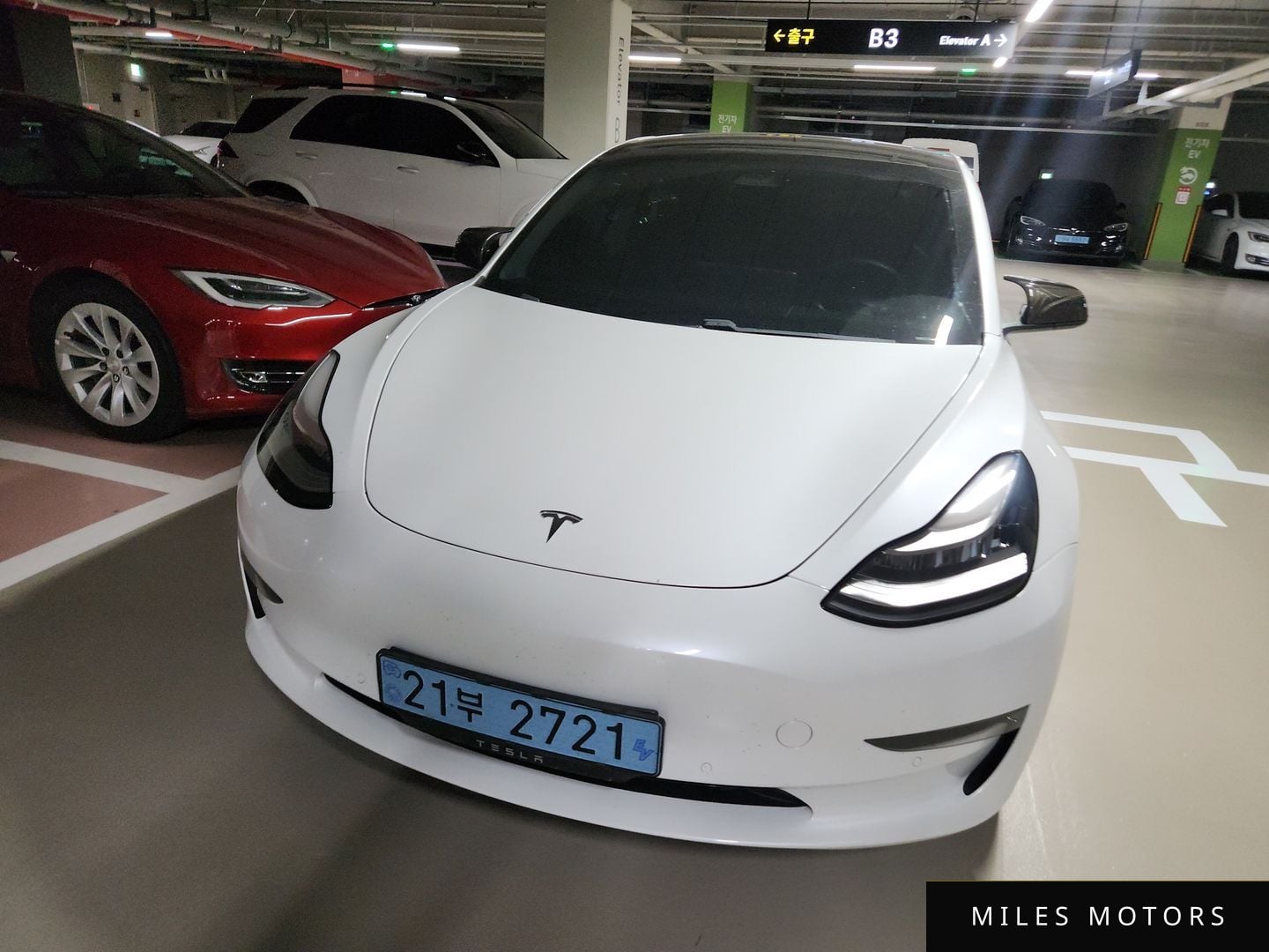 Tesla Model 3 2020 — фото 1 из 12