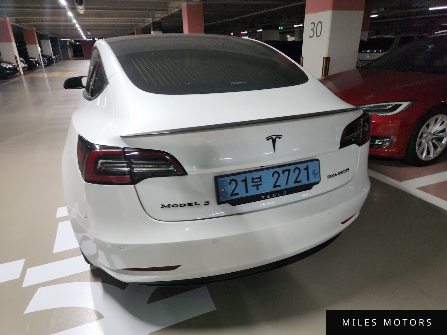 Tesla Model 3 2020 — миниатюра 4