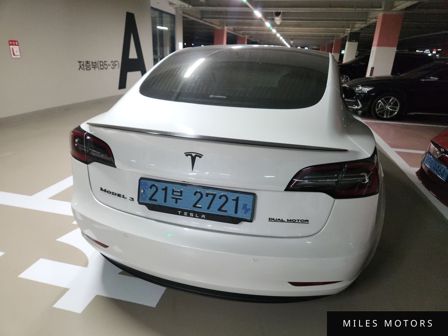 Tesla Model 3 2020 — миниатюра 6