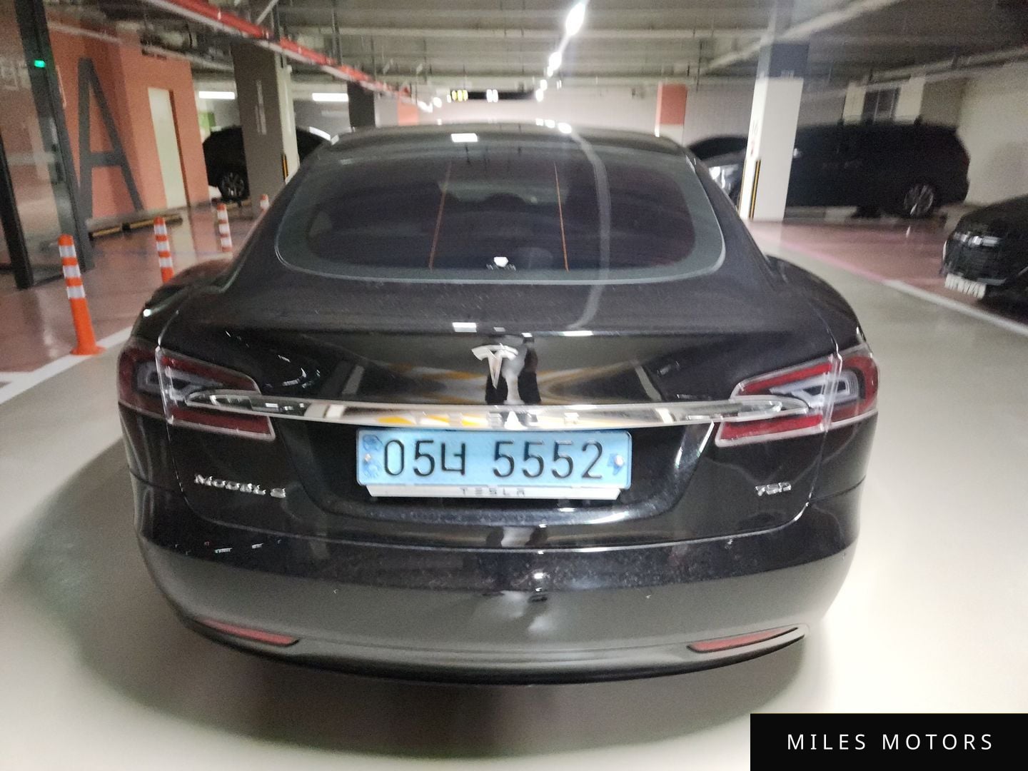 Tesla Model S 2018 — миниатюра 5
